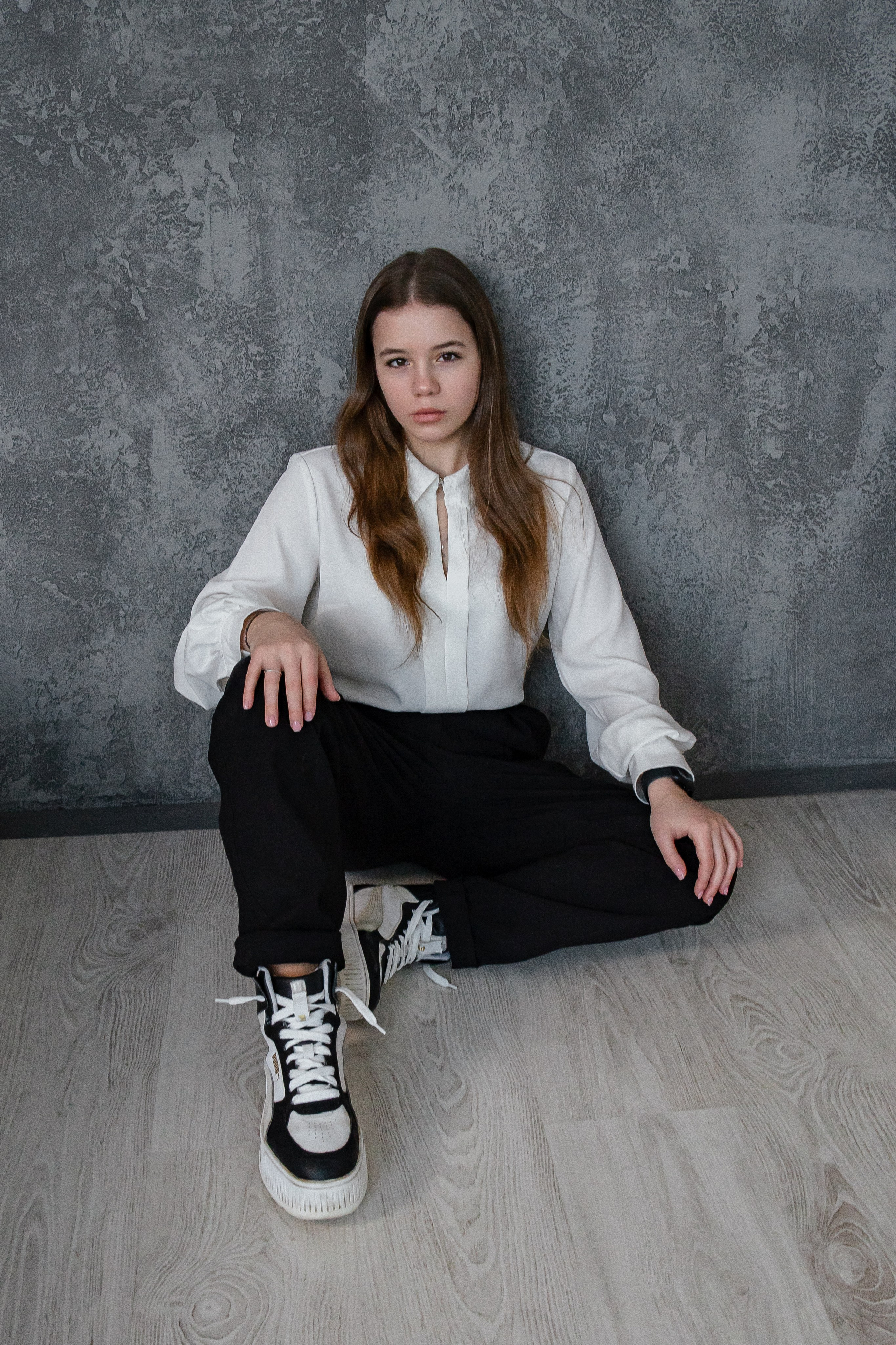 Серый фон. Фотограф Людмила Панюхина г. Нижний Новгород