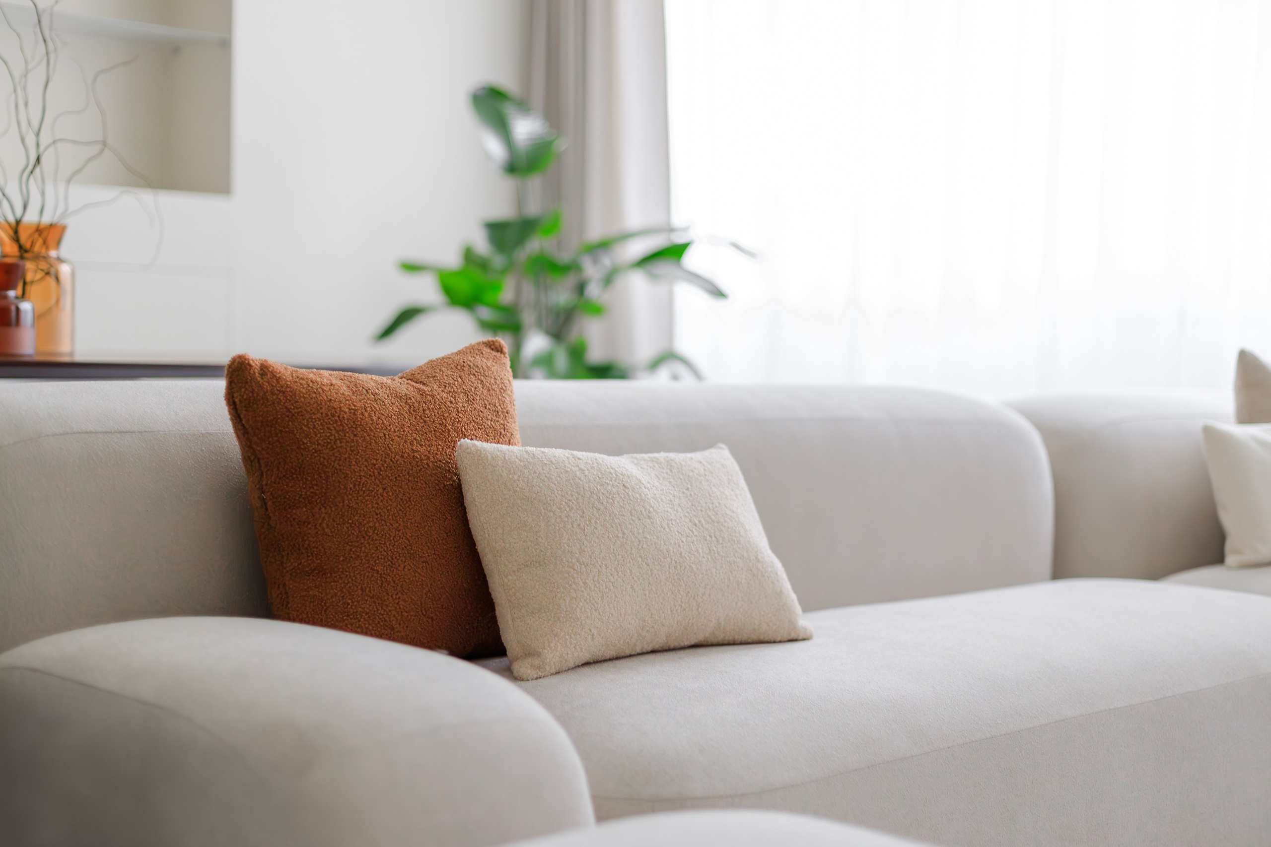 Бежевая квартира в Аэробусе. Интерьерный фотограф в Москве Роман Потапов