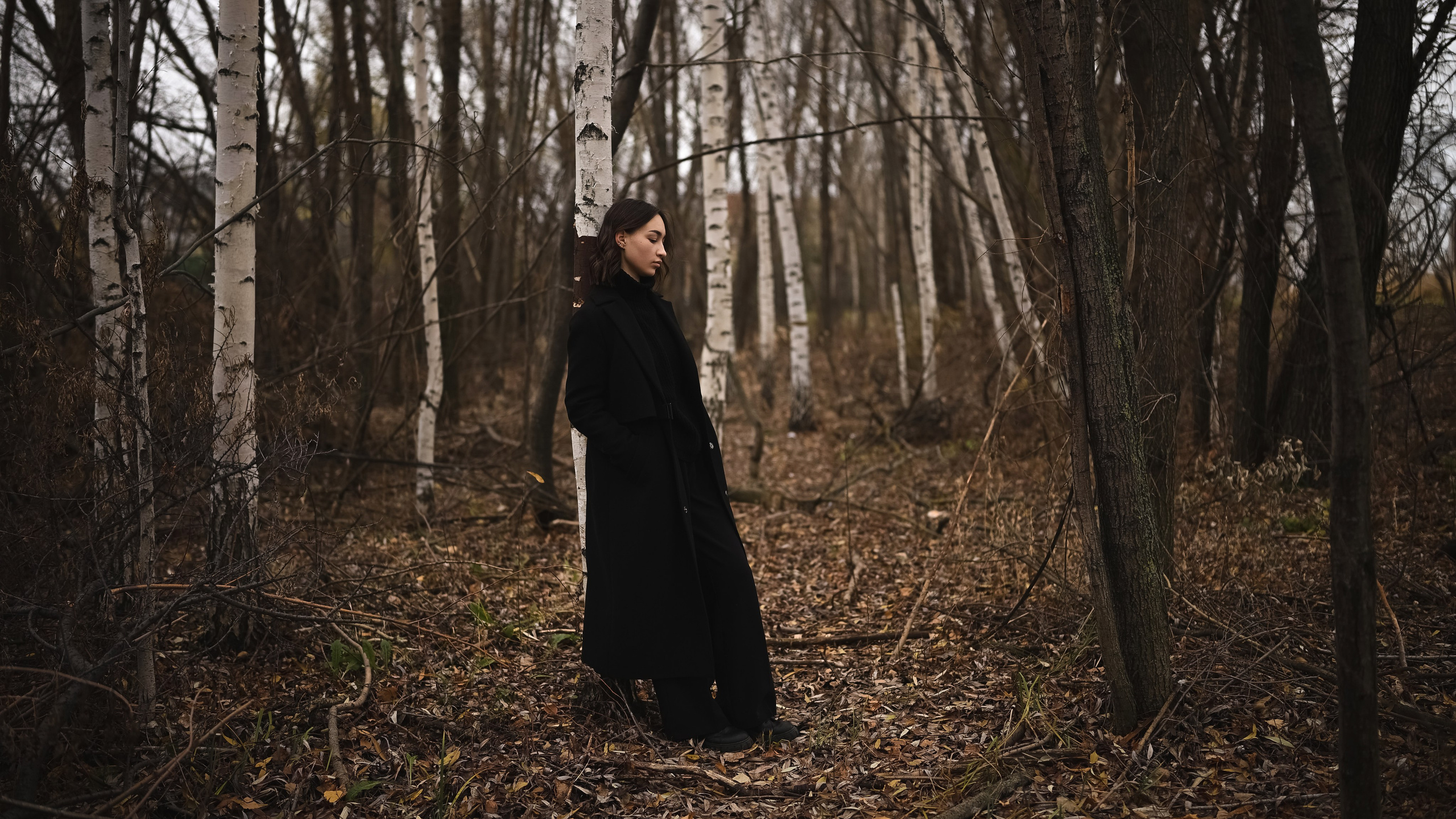 Осенняя художественная фотография на природе Казани с тёплой цветовой палитрой