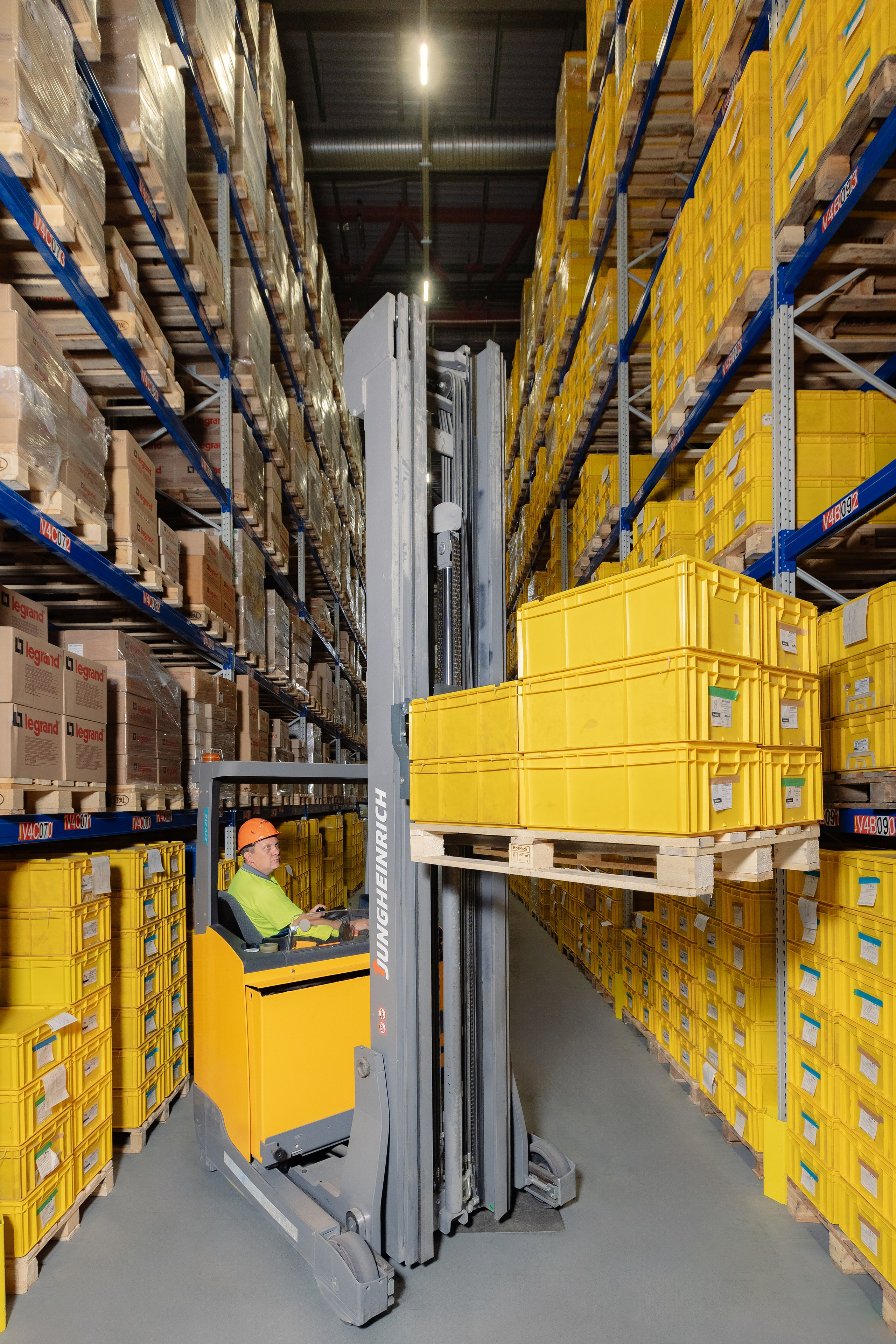 Промышленный репортаж. КОРПОРАТИВНЫЙ, ИМИДЖЕВЫЙ И РЕПОРТАЖНЫЙ ФОТОГРАФ МАКСИМ МЕШ