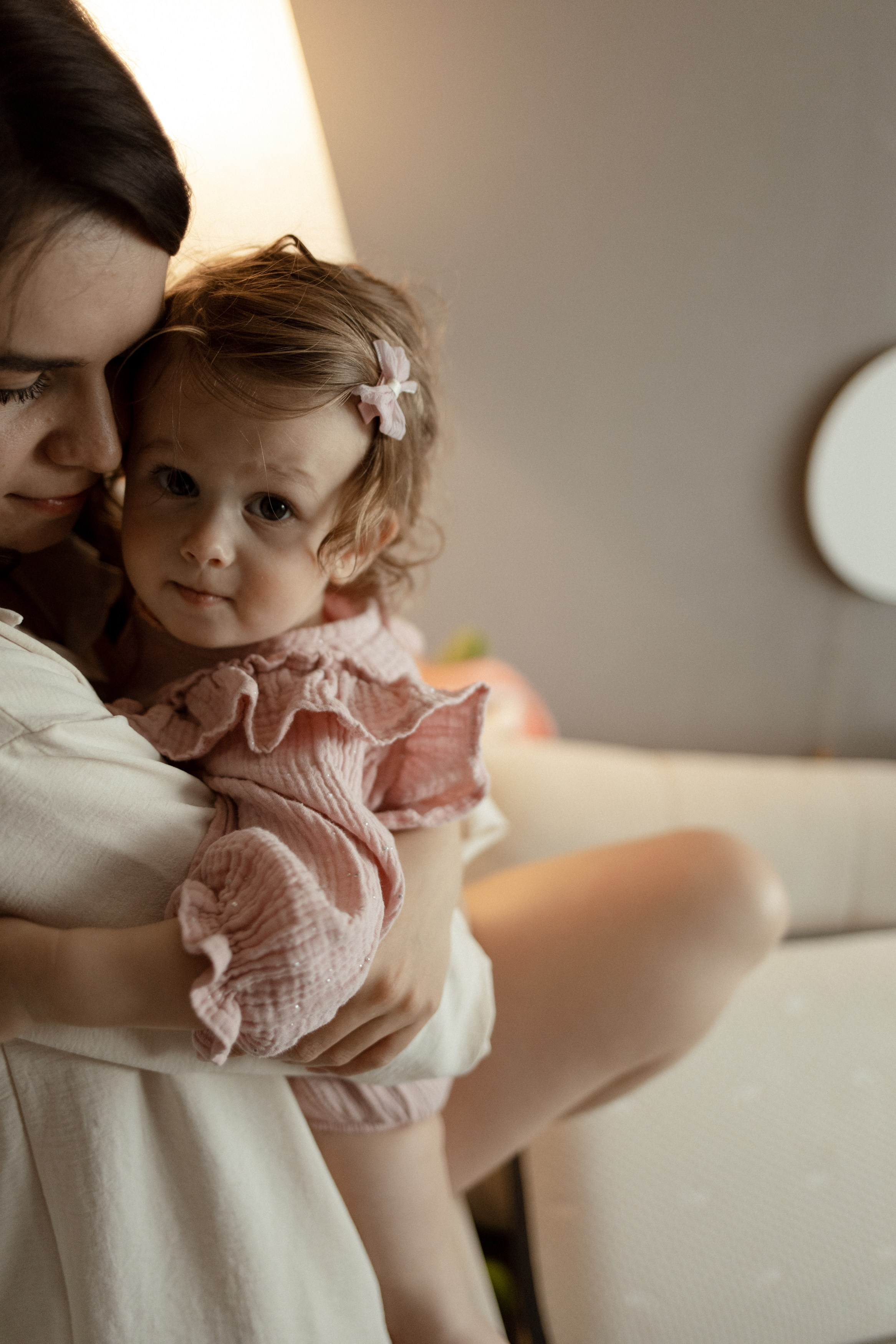 Домашняя фотосессия мама и дочка. Семейный фотограф Челябинск