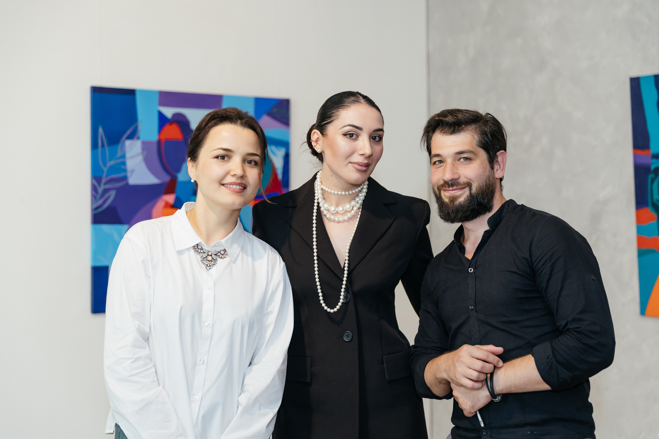 Выставка Лиры Алборовой «Цвет — это я». Свадебный и репортажный фотограф в Санкт-Петербурге Николай Голованов