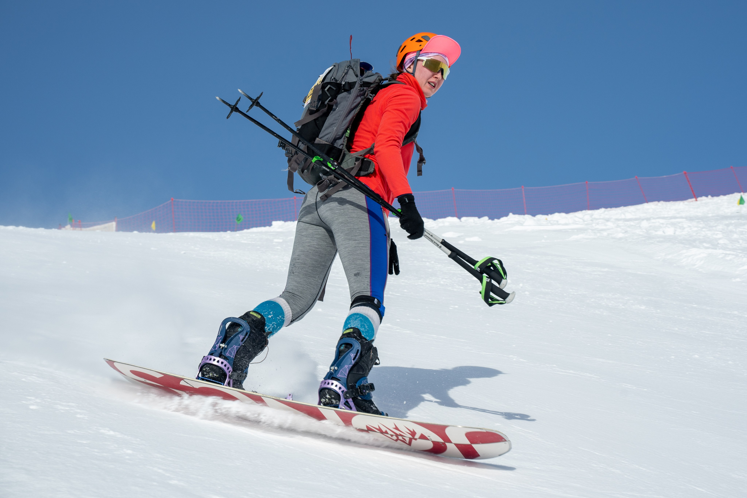 Фото одиного из этапов: крутой спуск вниз