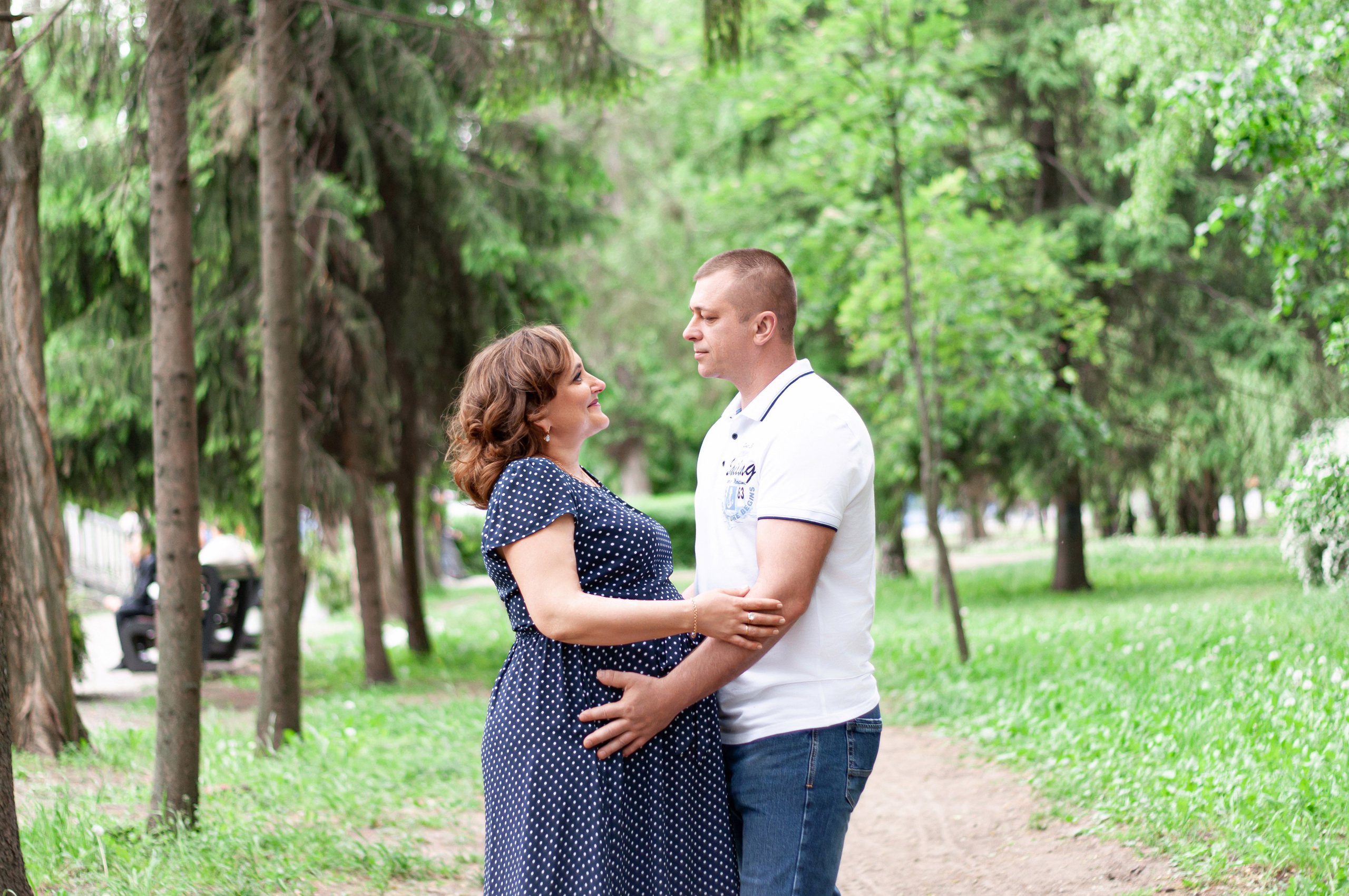 Инна и Сергей в парке. Семейный и свадебный фотограф Галина Абакумова, фотосессии в Белгороде