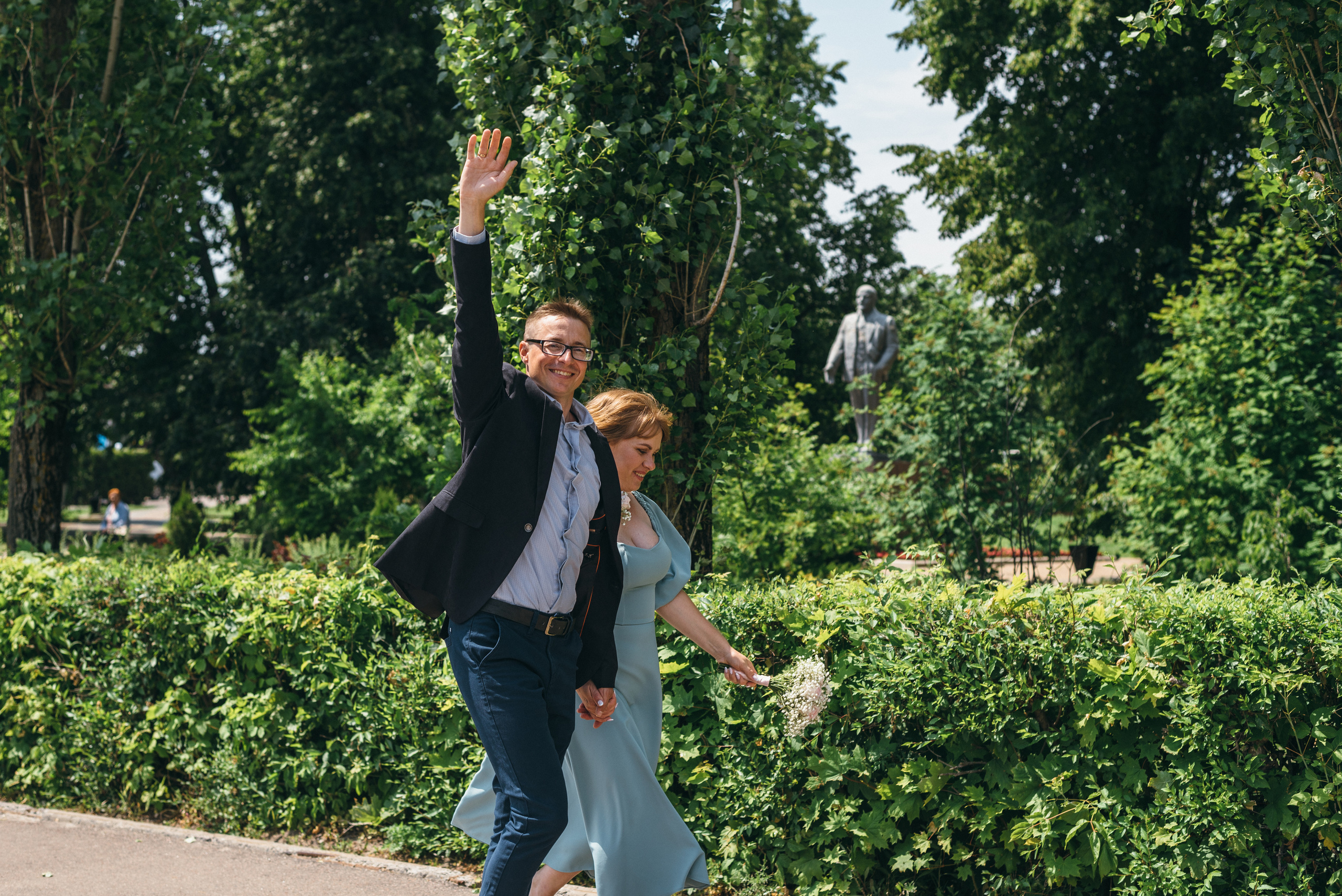 Свадебная прогулка в Рамони. Свадебный фотограф — фотограф на свадьбу в Воронеже — Свадебное фото
