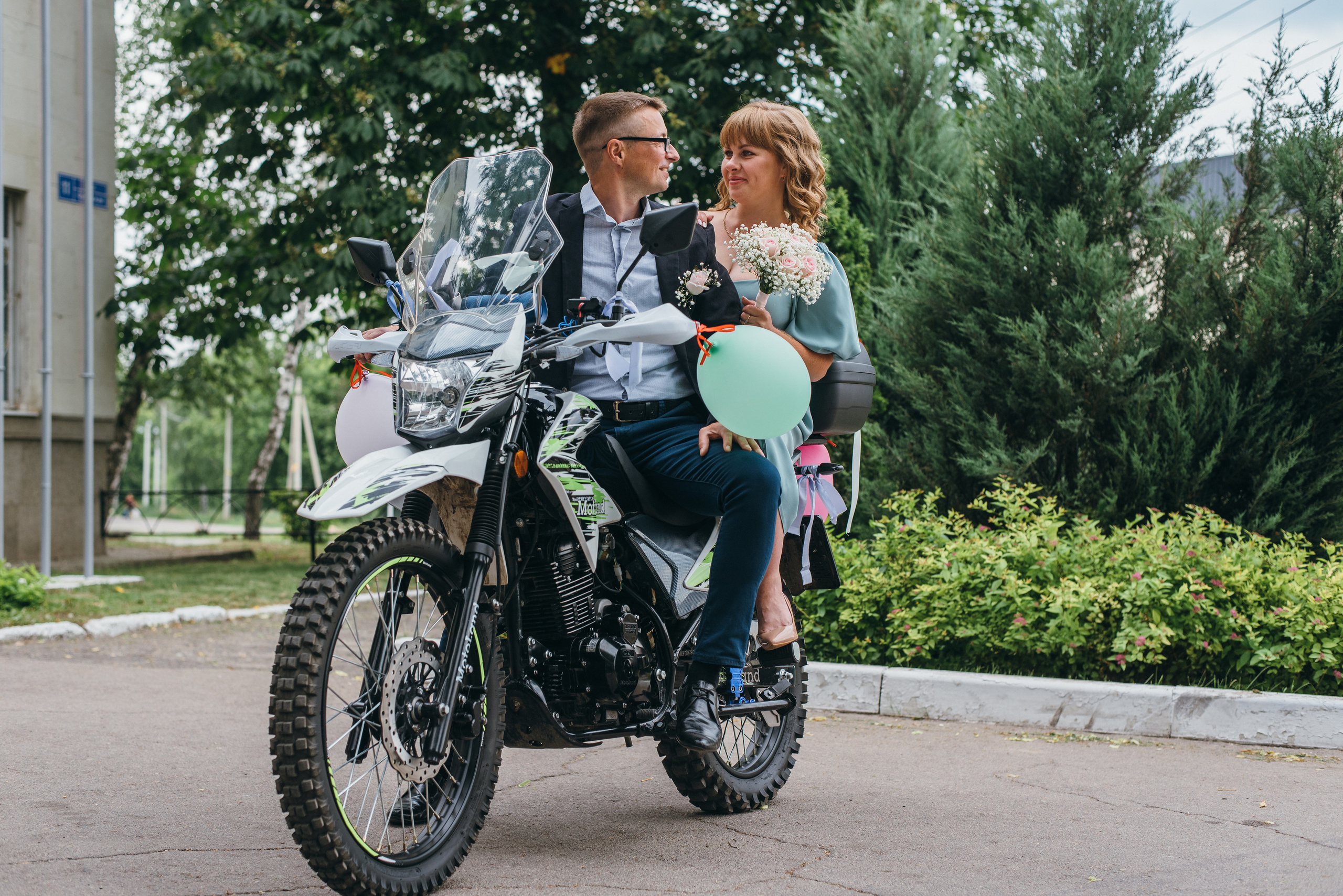 Свадебная прогулка Игоря и Татьяны. Свадебный фотограф — фотограф на свадьбу в Воронеже — Свадебное фото