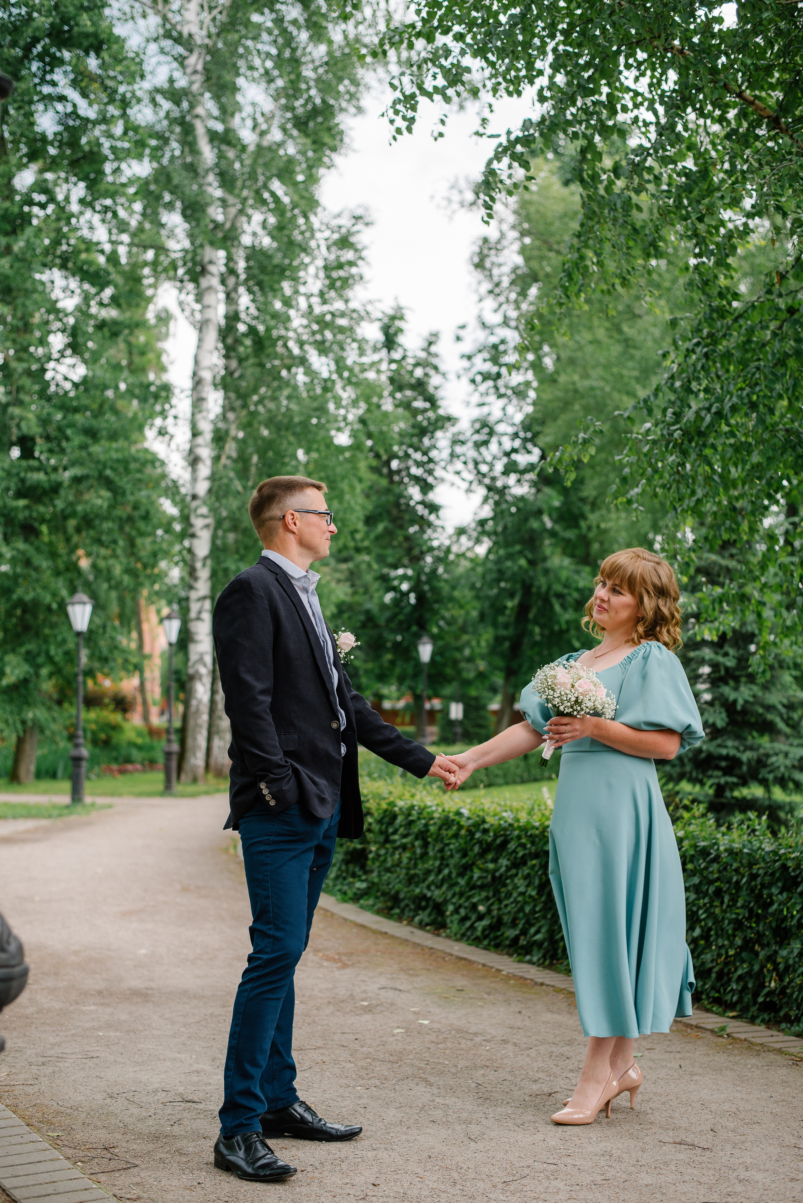 Свадебная прогулка в Рамони. Свадебный фотограф — фотограф на свадьбу в Воронеже — Свадебное фото