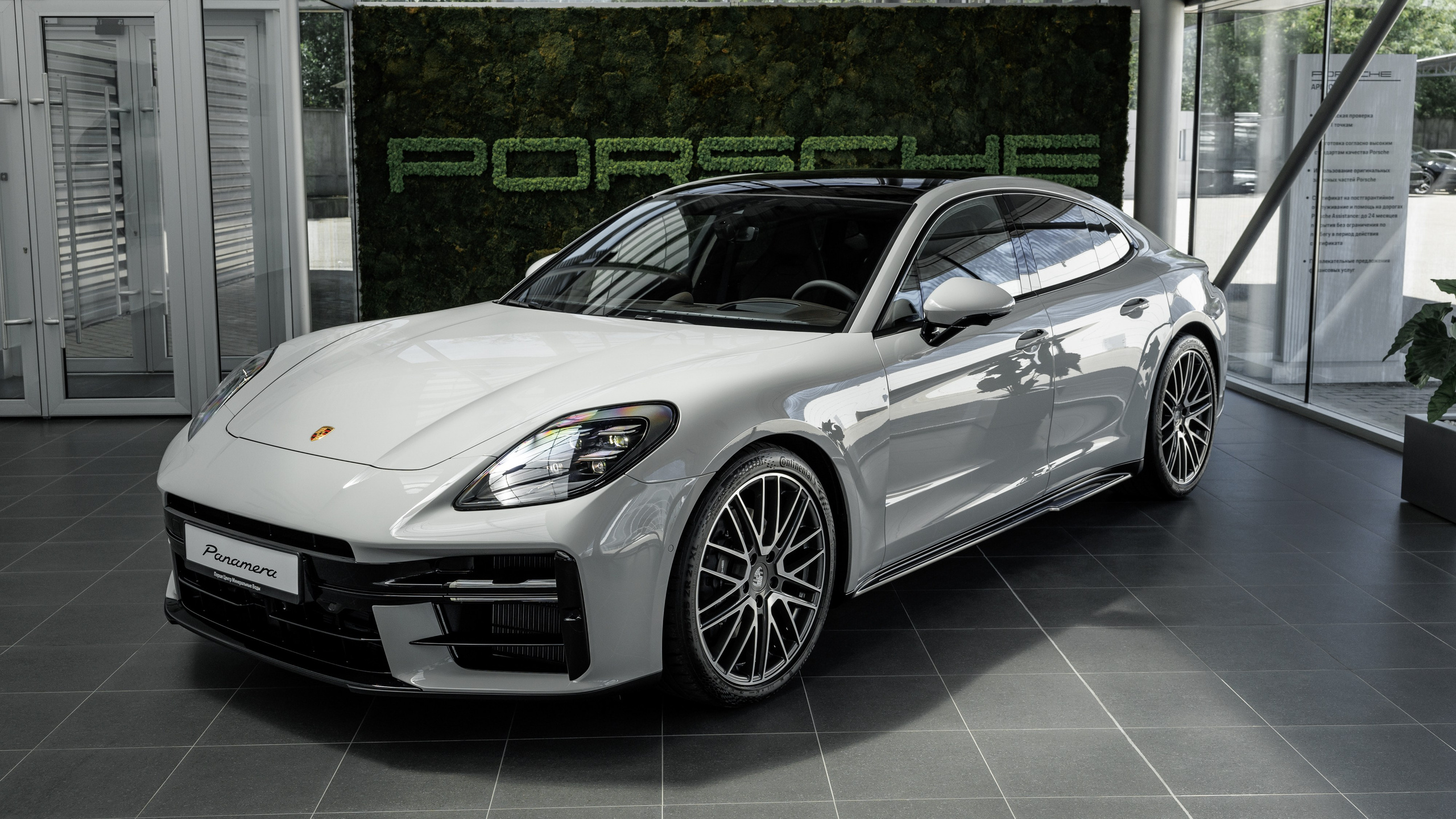 ДЦ PORSCHE Минеральные Воды. Фотограф Ставрополь Петр Голубенко