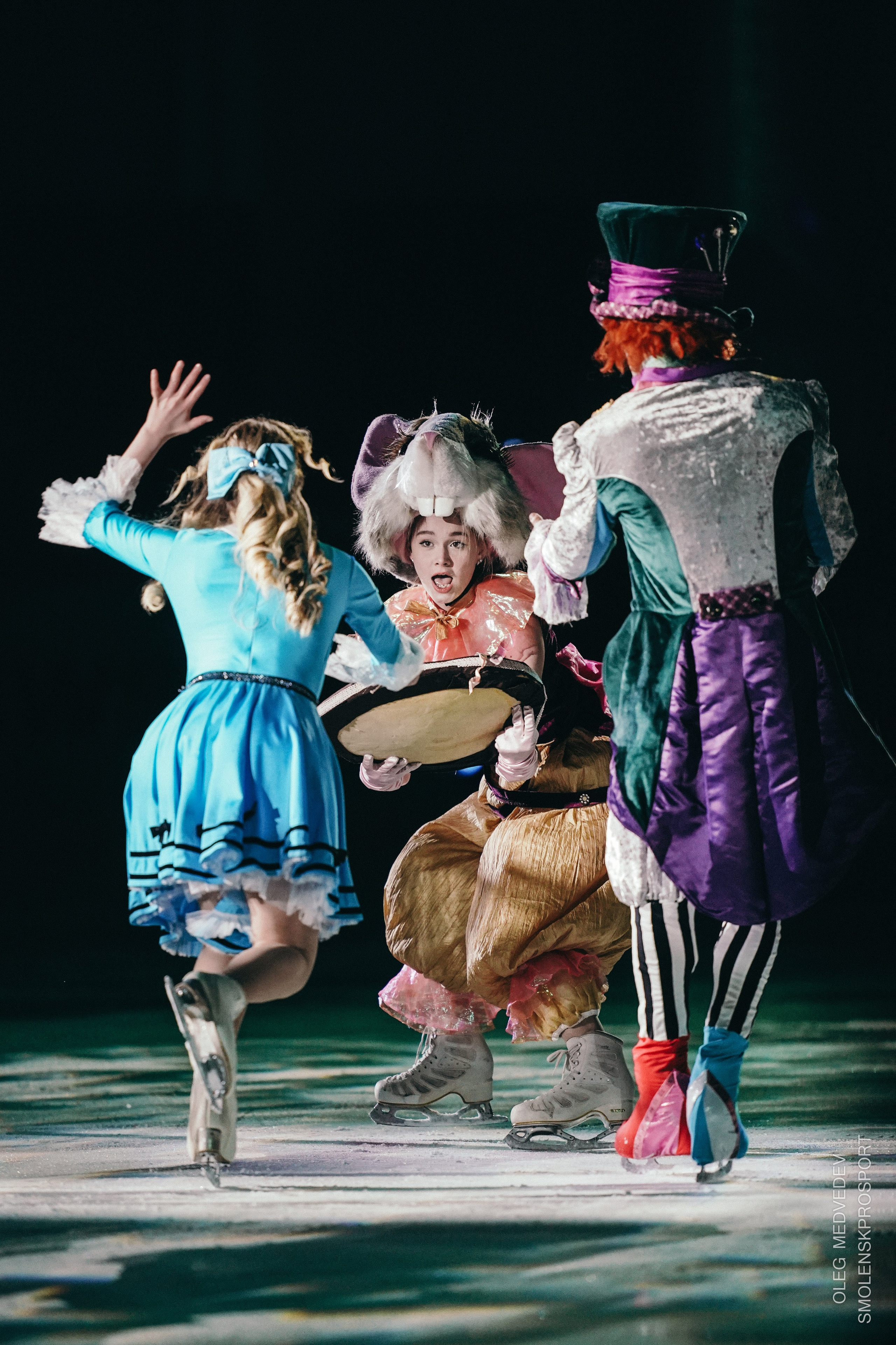 Алиса в стране чудес шоу на льду. Спортивный фотограф Олег Медведев | prosport67 | Смоленск