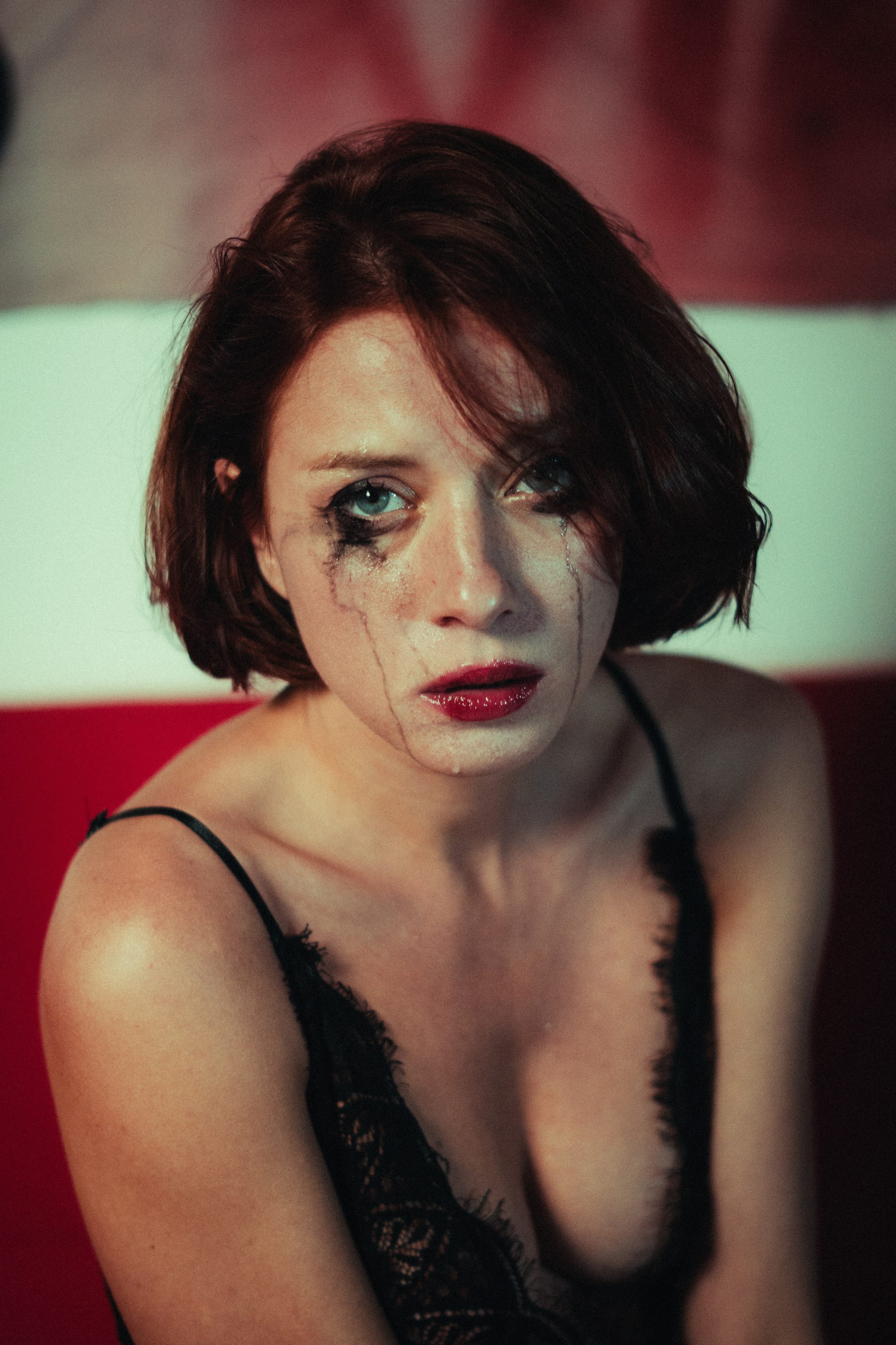 Des millions pour vos bombes des miettes pour nos vies. Фотограф Париж / Photographer Paris