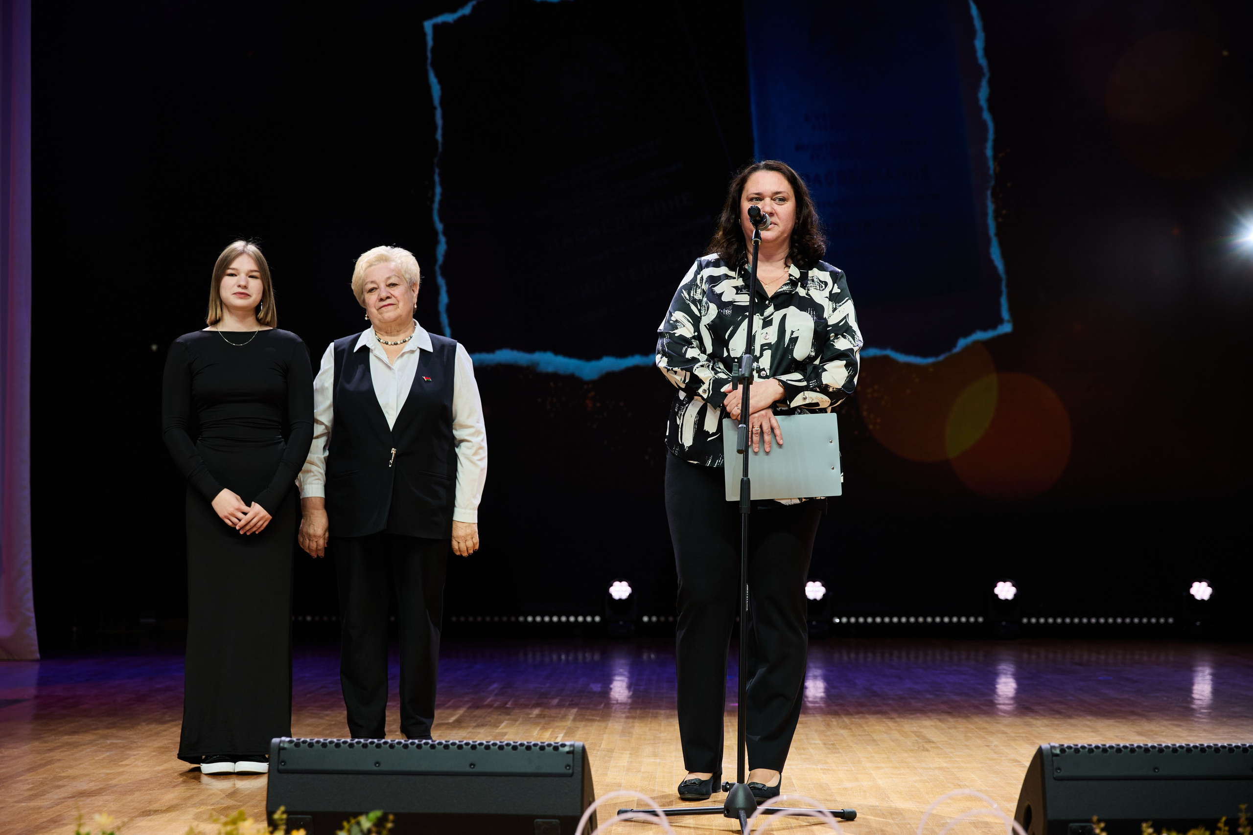 Выпускной 9 класс. Свадебная, репортажная фотосъемка и видеосъемка в Минске. Илья и Юлия Ширмановы. Фотограф | Видеограф | Минск