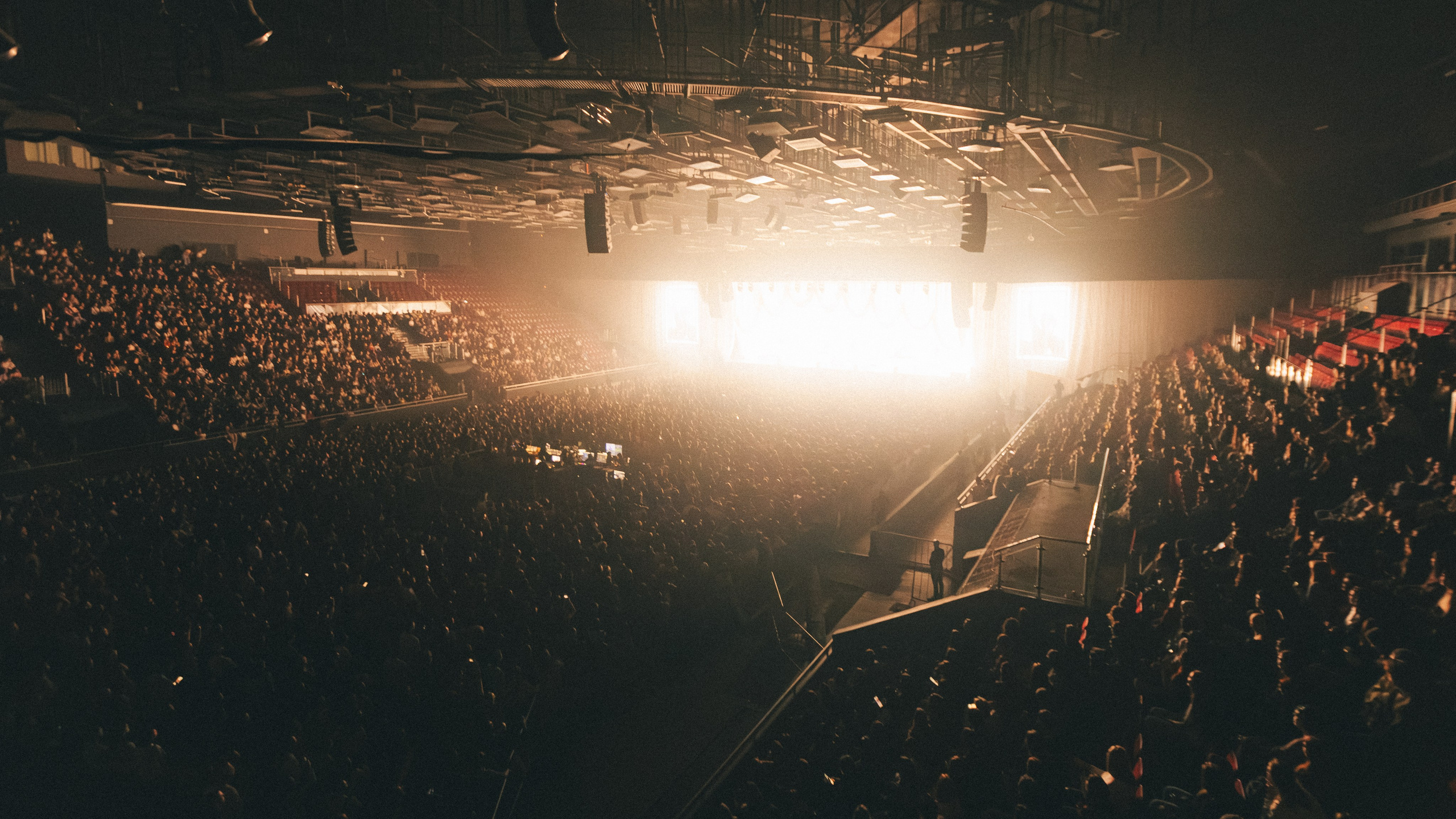 ZOLOTO. Saint-Petersburg 17.4.26. RUSLAN ROZANOV