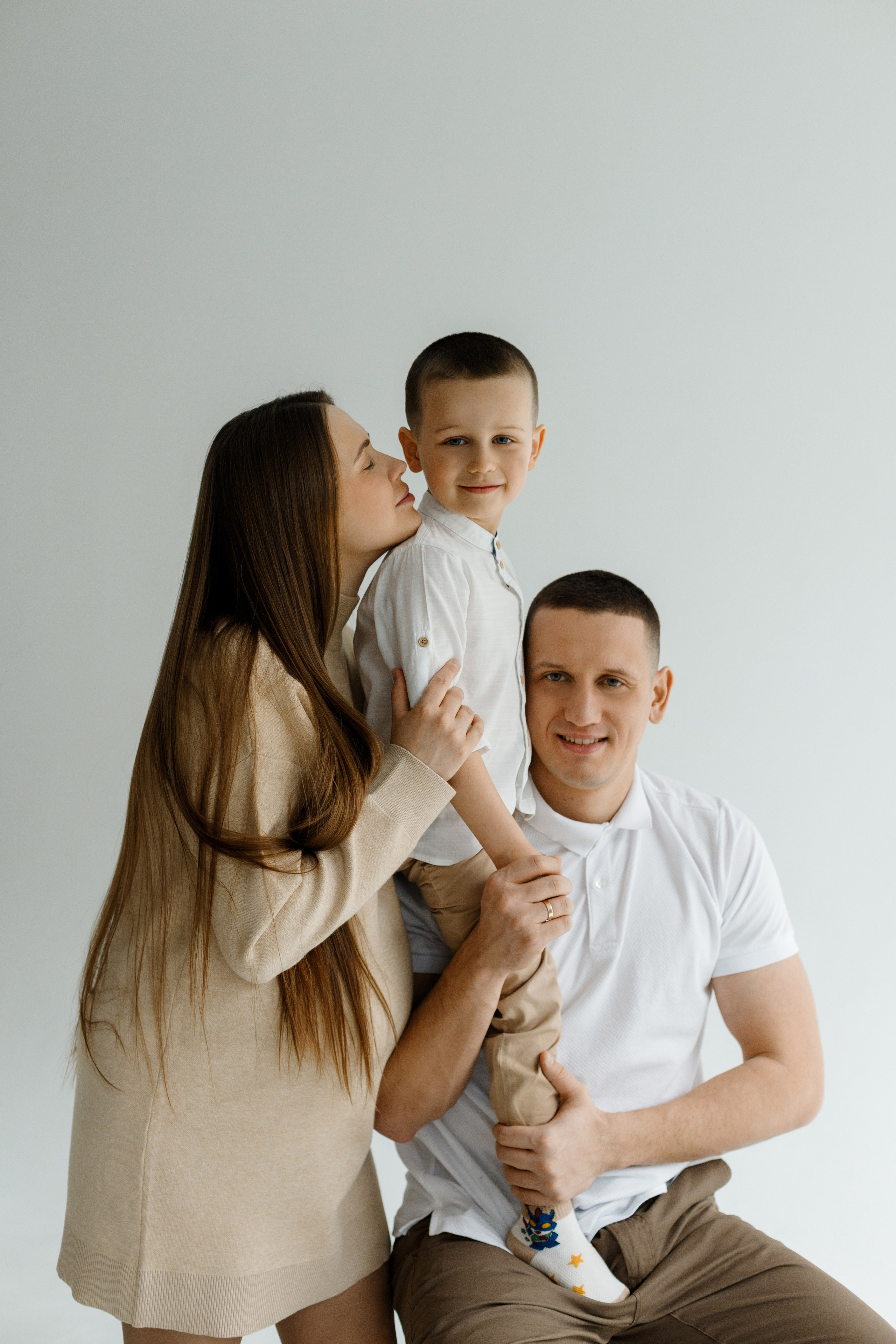 Семейная фотосессия беремености в Лофт 13. Фотограф Александра Сыщенко