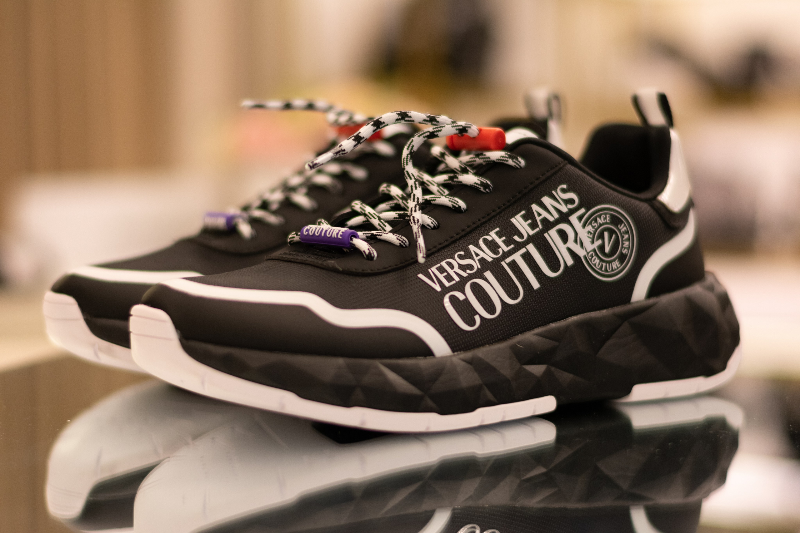 Для организаций. Предметная фотосессия для обувного магазина Capsula. Фотограф/видеограф Богдан Голованов