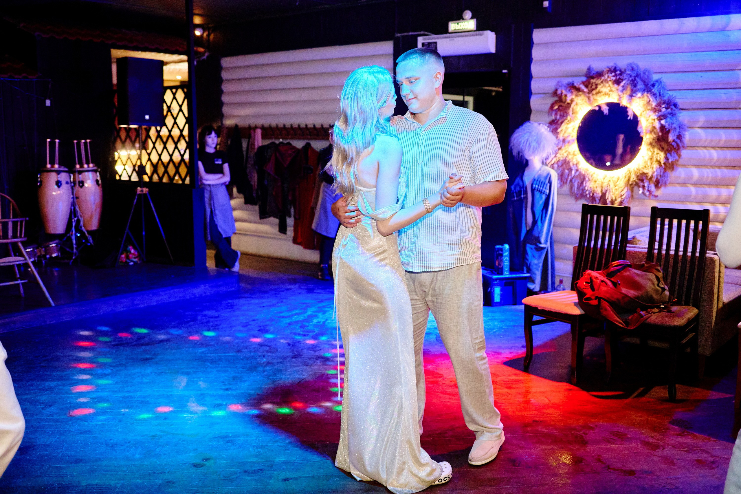 Выпускной 35 Сош. Фотограф Выпускные альбомы Таганрог Сергей Коробченко