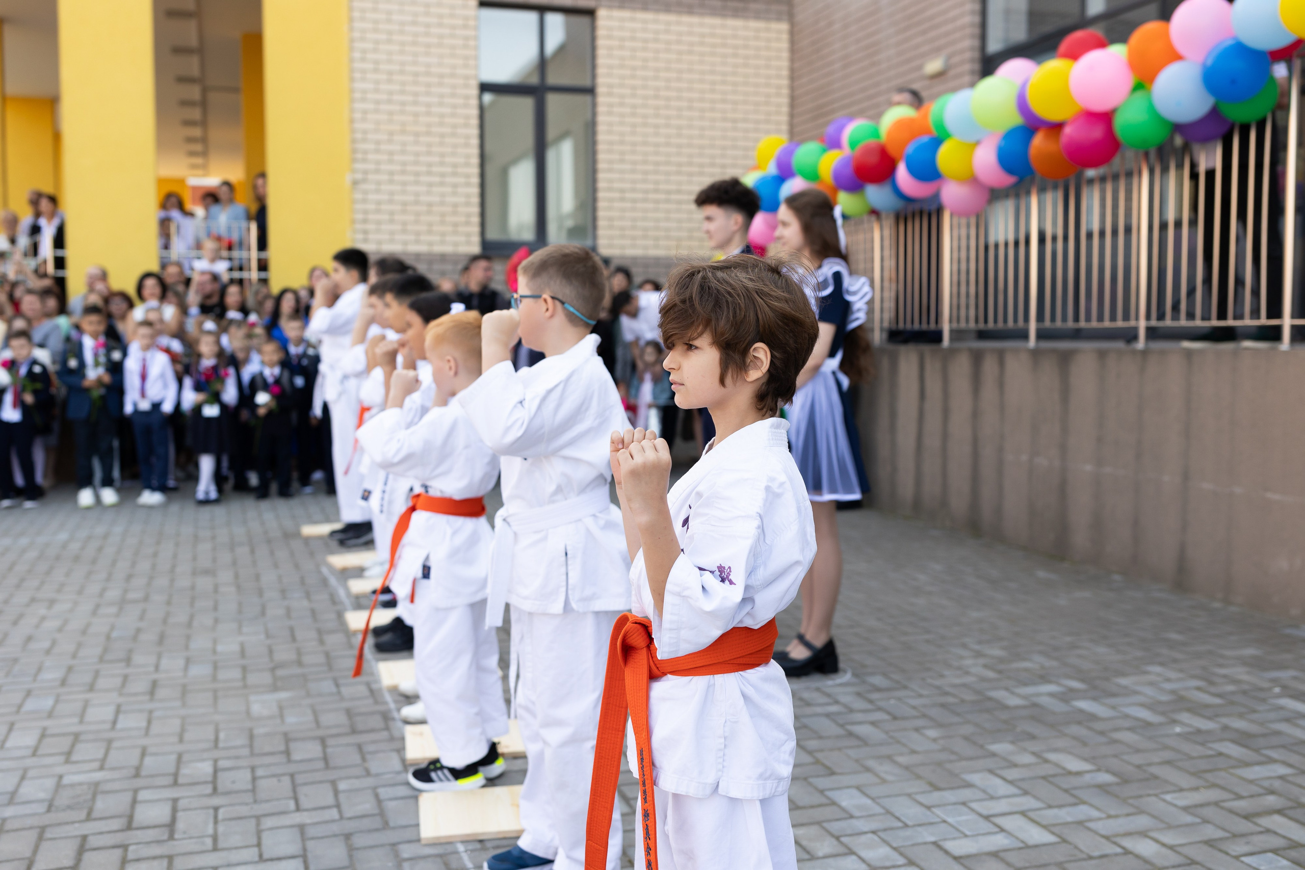 Линейка 1 сентября. Профессиональный Фотограф в Москве Андрей Славнов