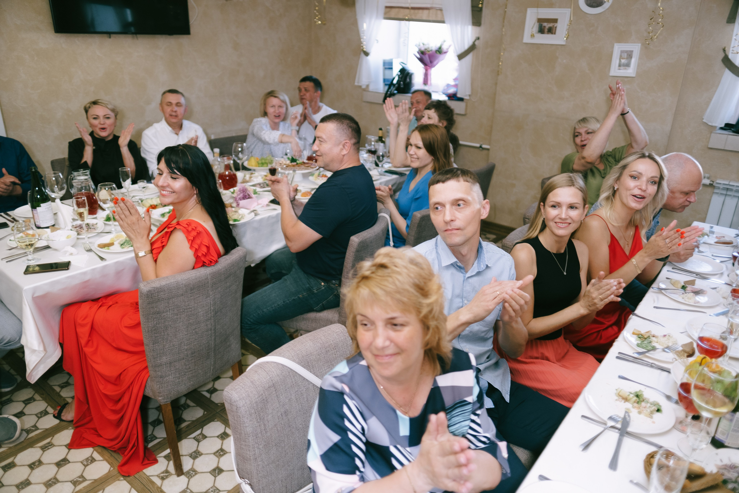 Выпускной школа 33. Свадебный и репортажной фотограф Денис Ожигин в Краснодаре и Краснодарском крае