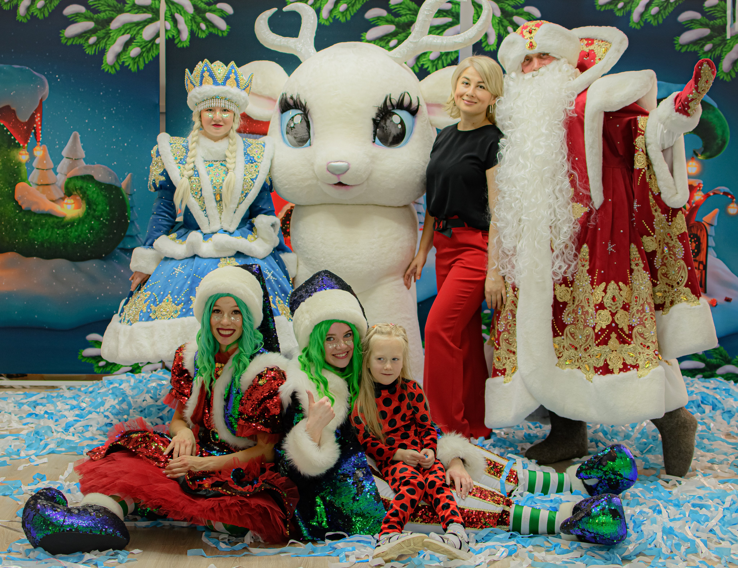 HAPPY NEW YEAR. Photokarish