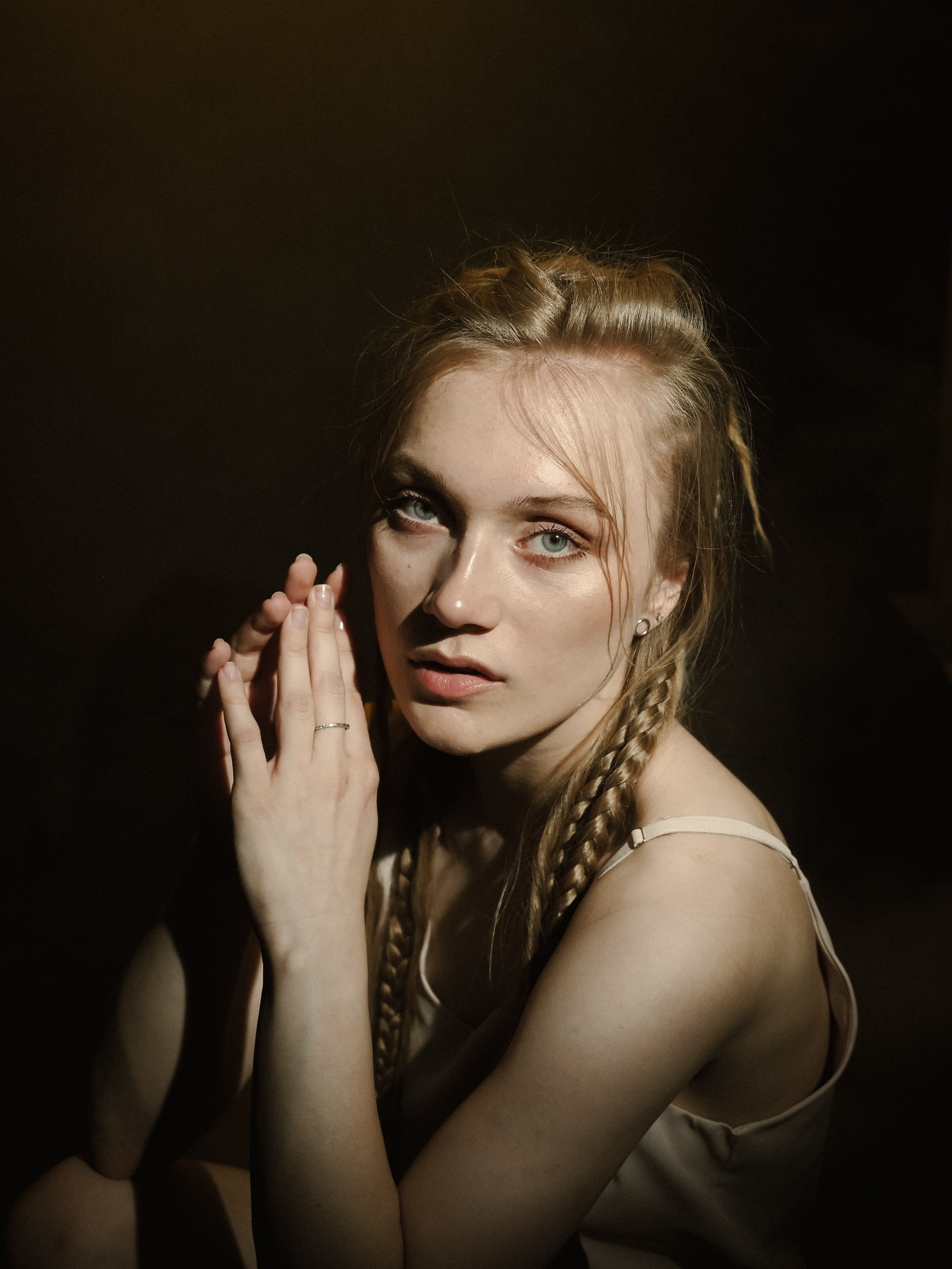 Студийный свет — дым. Фотограф Рязань. Семейный Свадебный фотограф