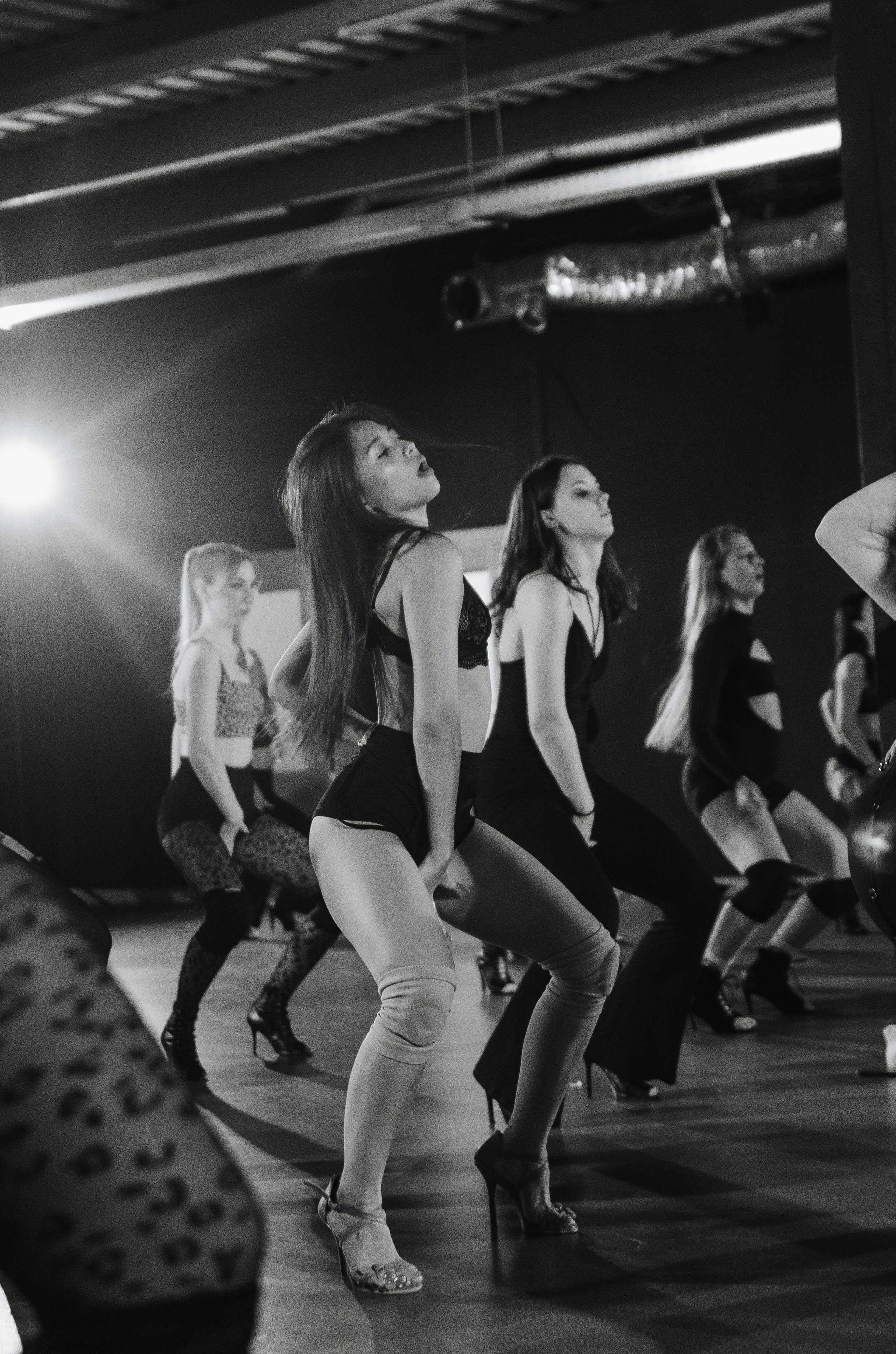 Мастер-классы по High Heels/Girly hip-hop от Оксаны ATTA. Денисова Аля — фотограф для парных съемок и индивидуальных историй в Барнауле