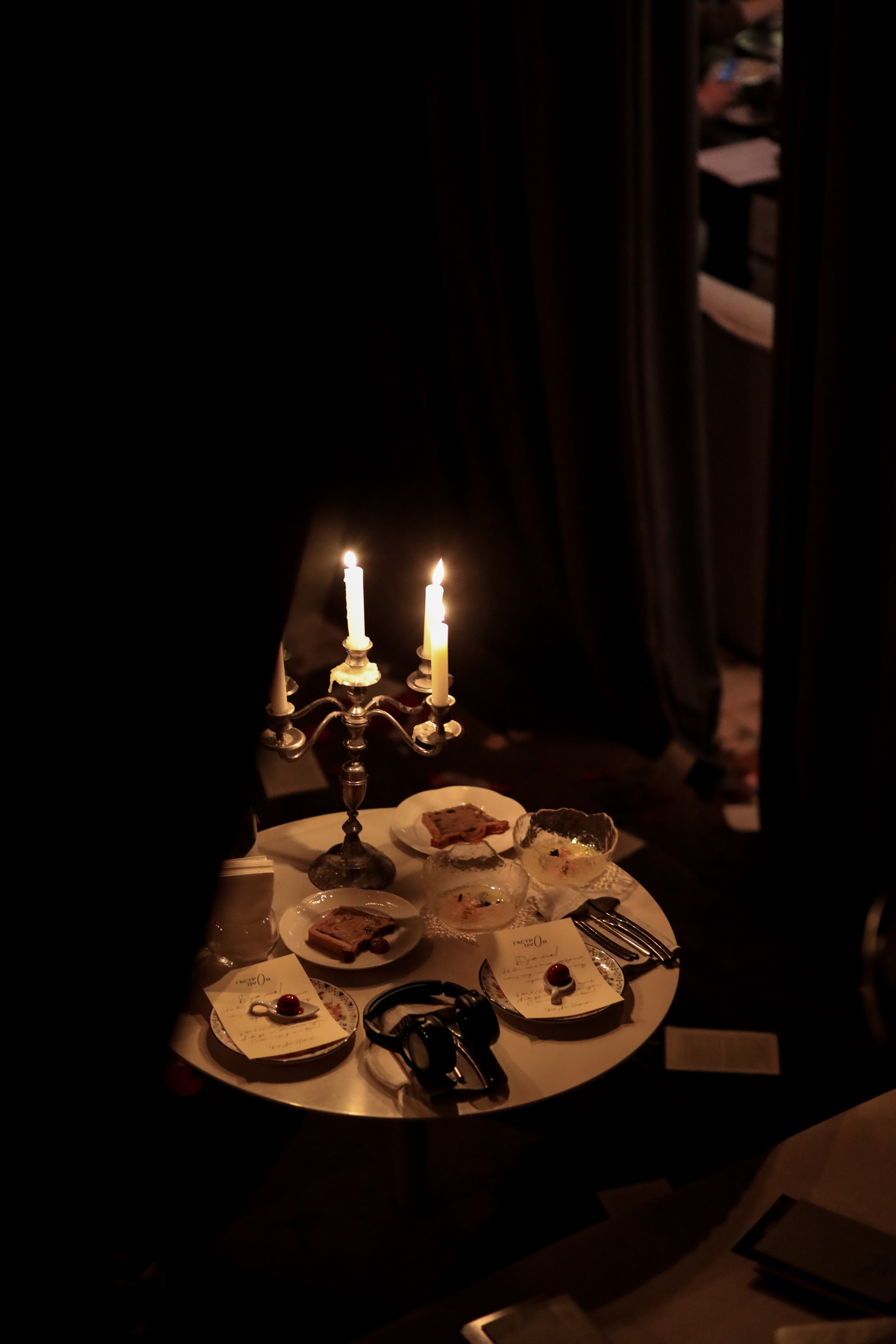 Gastrodvor «Диалог с Чеховым». Дженбаз Павел — фотограф в Ялте