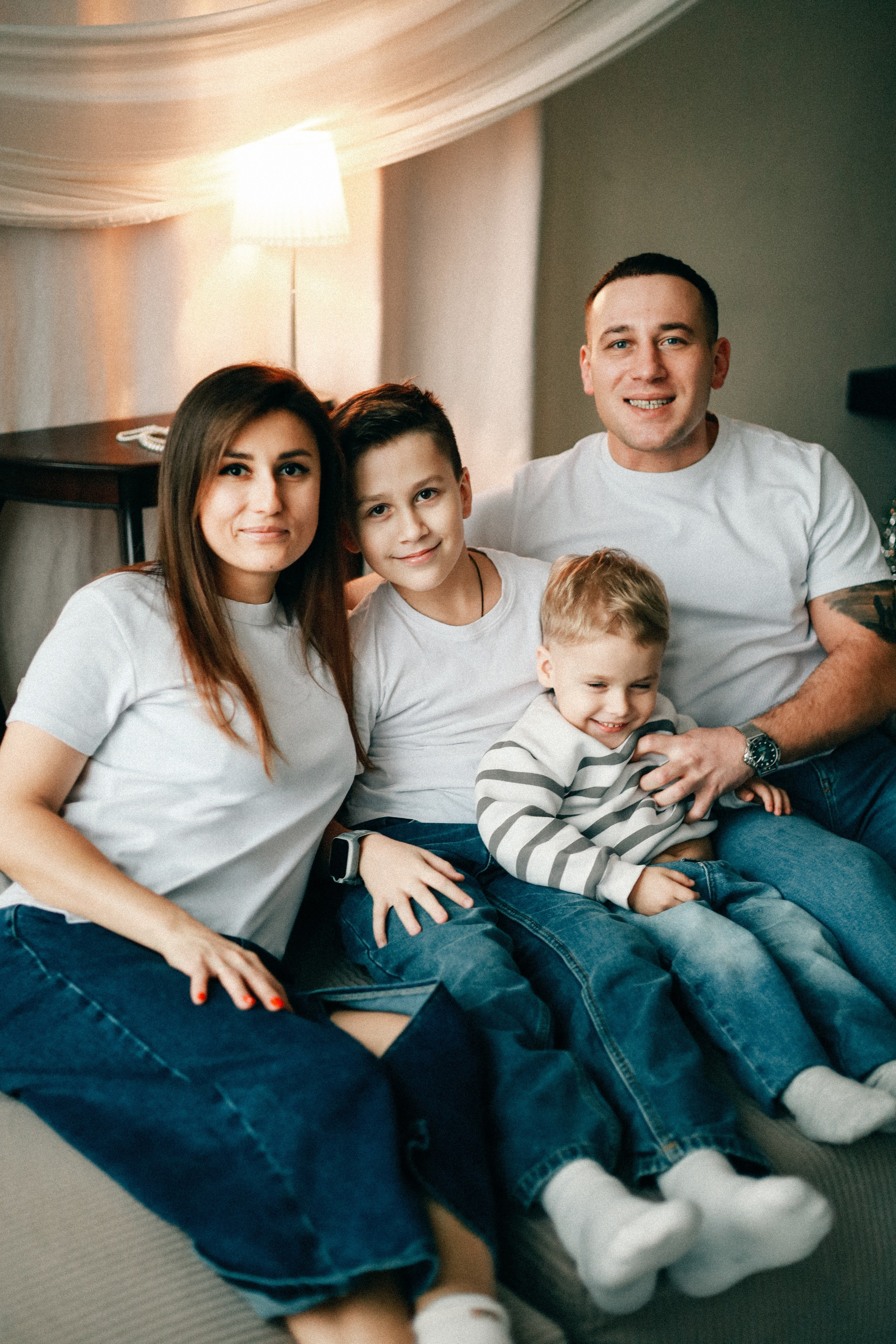 Катя, Витя, Никита и Платоша. Фотограф София Комкина