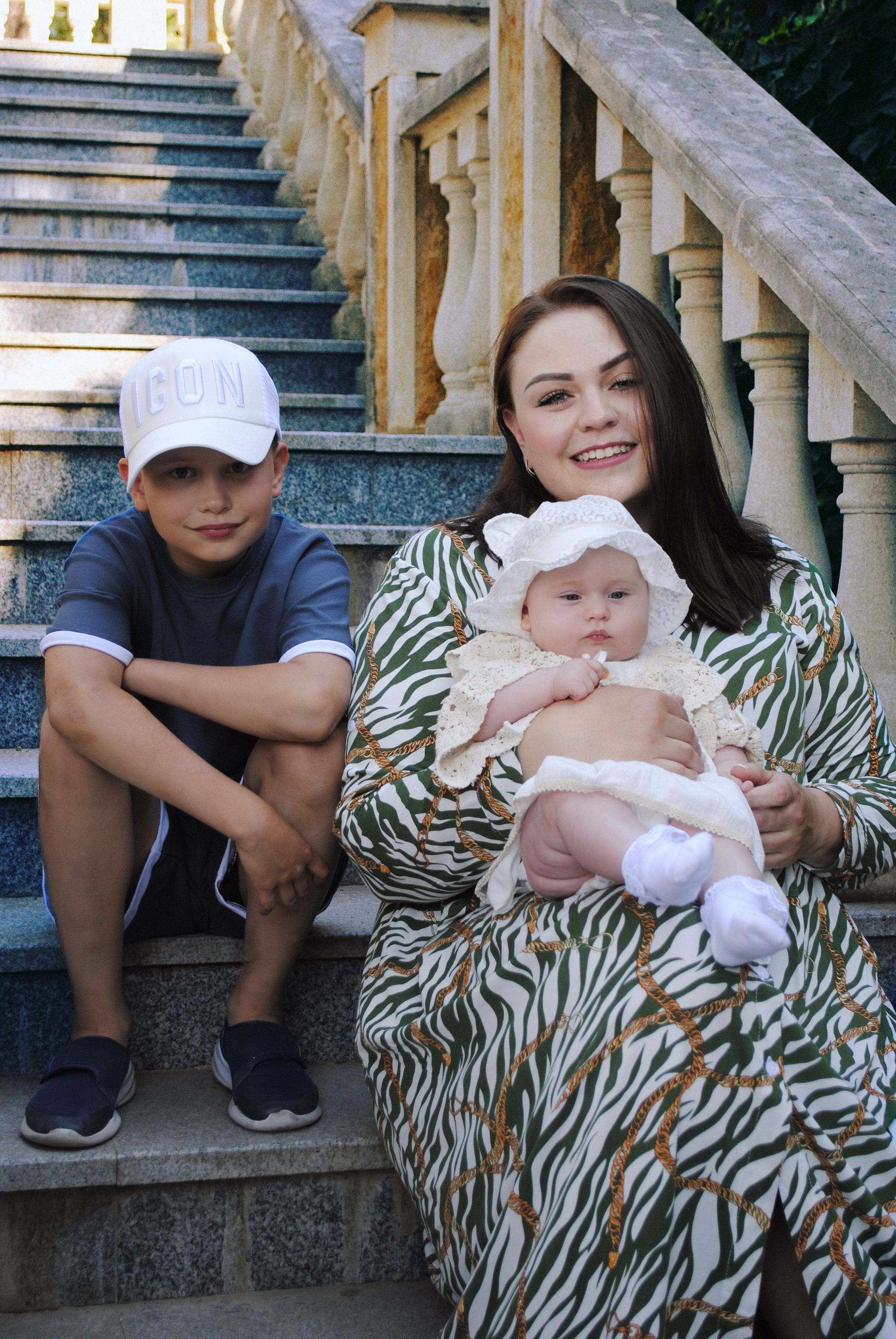 Мария и семья. Фотограф Мария Мусаелян