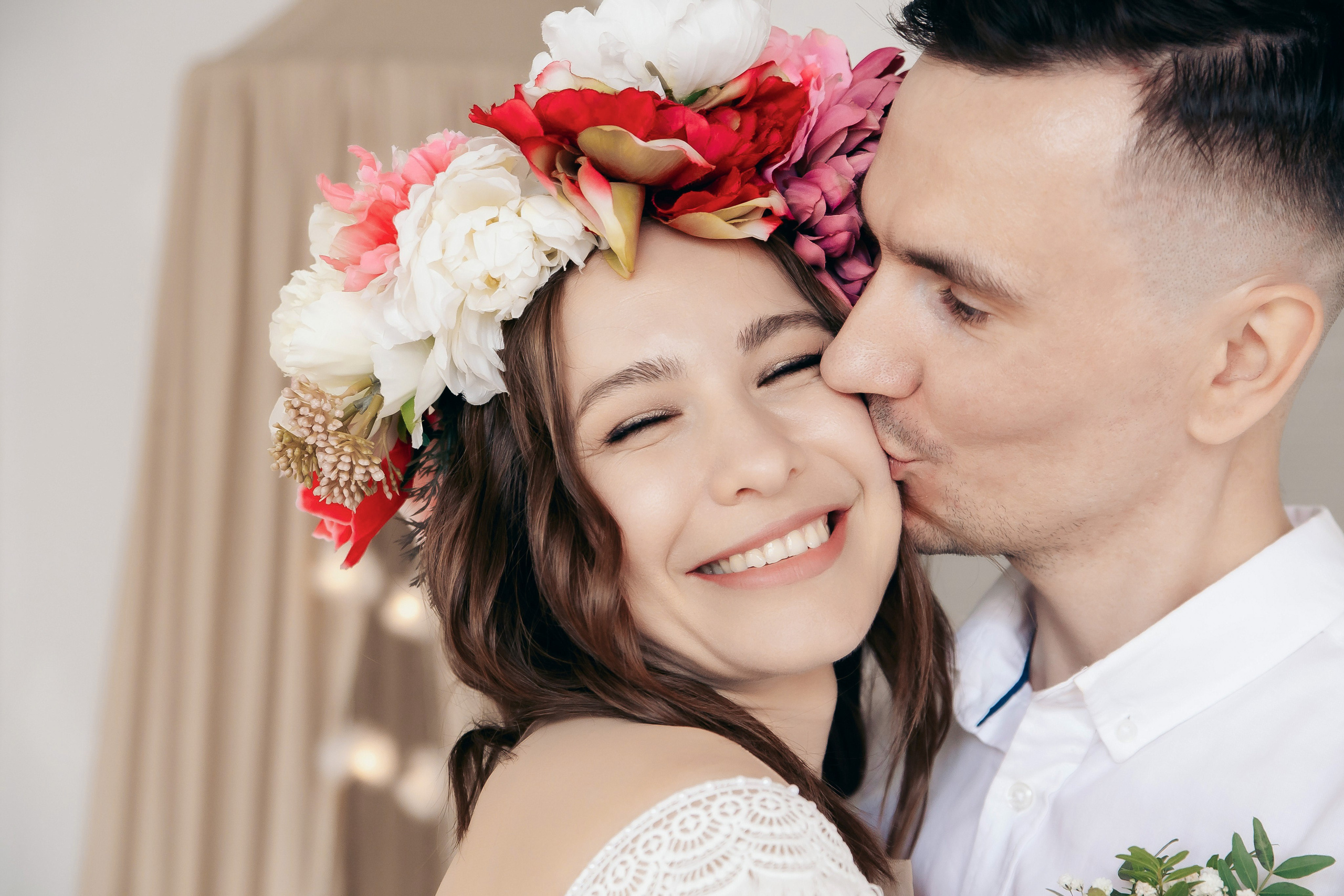 Свадебная съёмка в студии с гостями. Свадебный, семейный фотограф, контент съёмка. Екатеринбург. Елена Граф