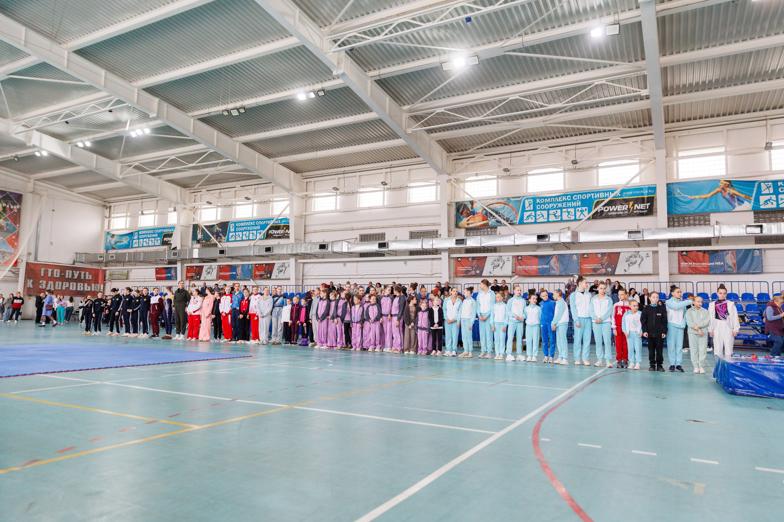 Воздушная гимнастика. Фотограф Шейдаев Эмин г. Волгоград