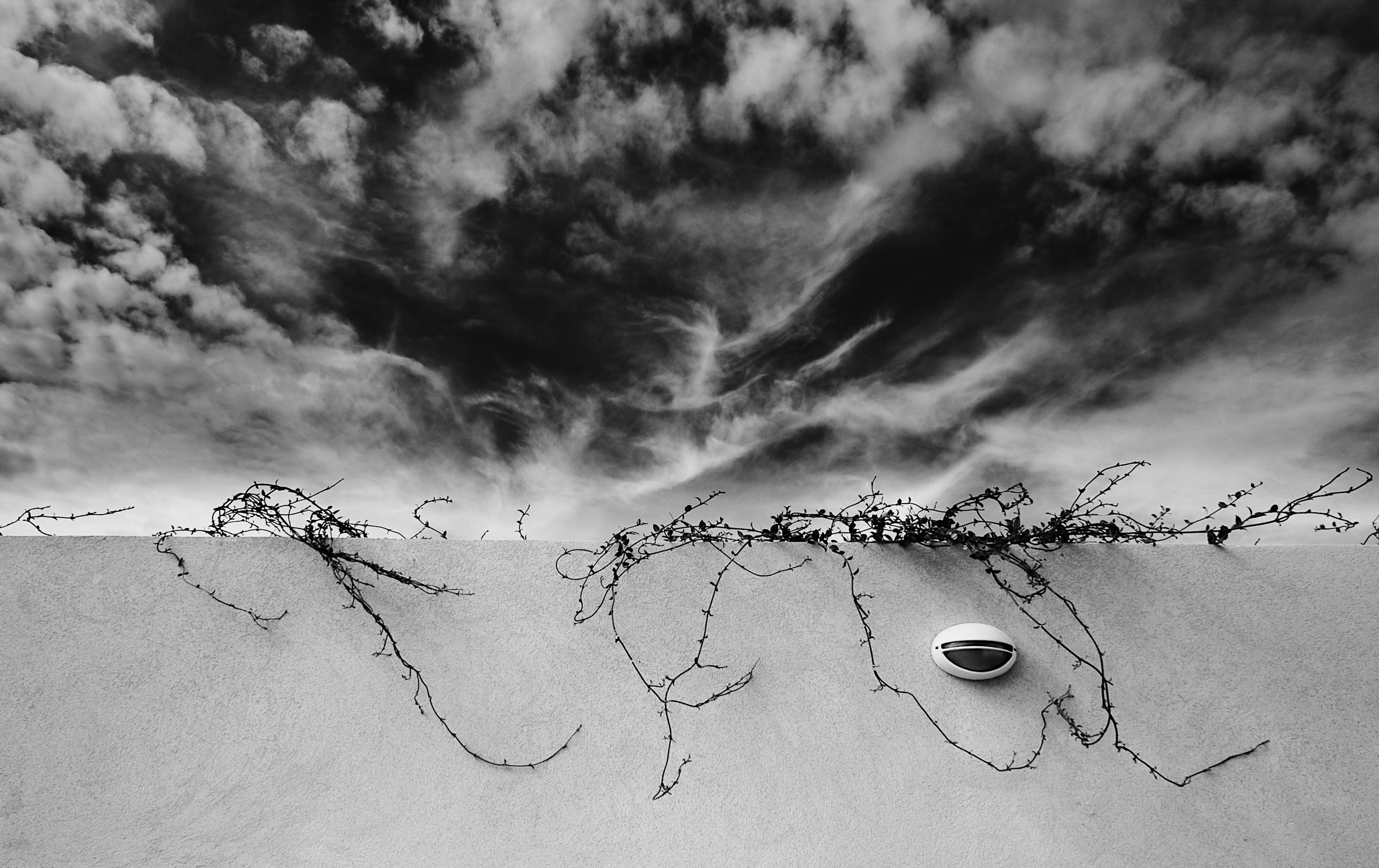 Странные виды средиземного моря. Shaltay Gallery