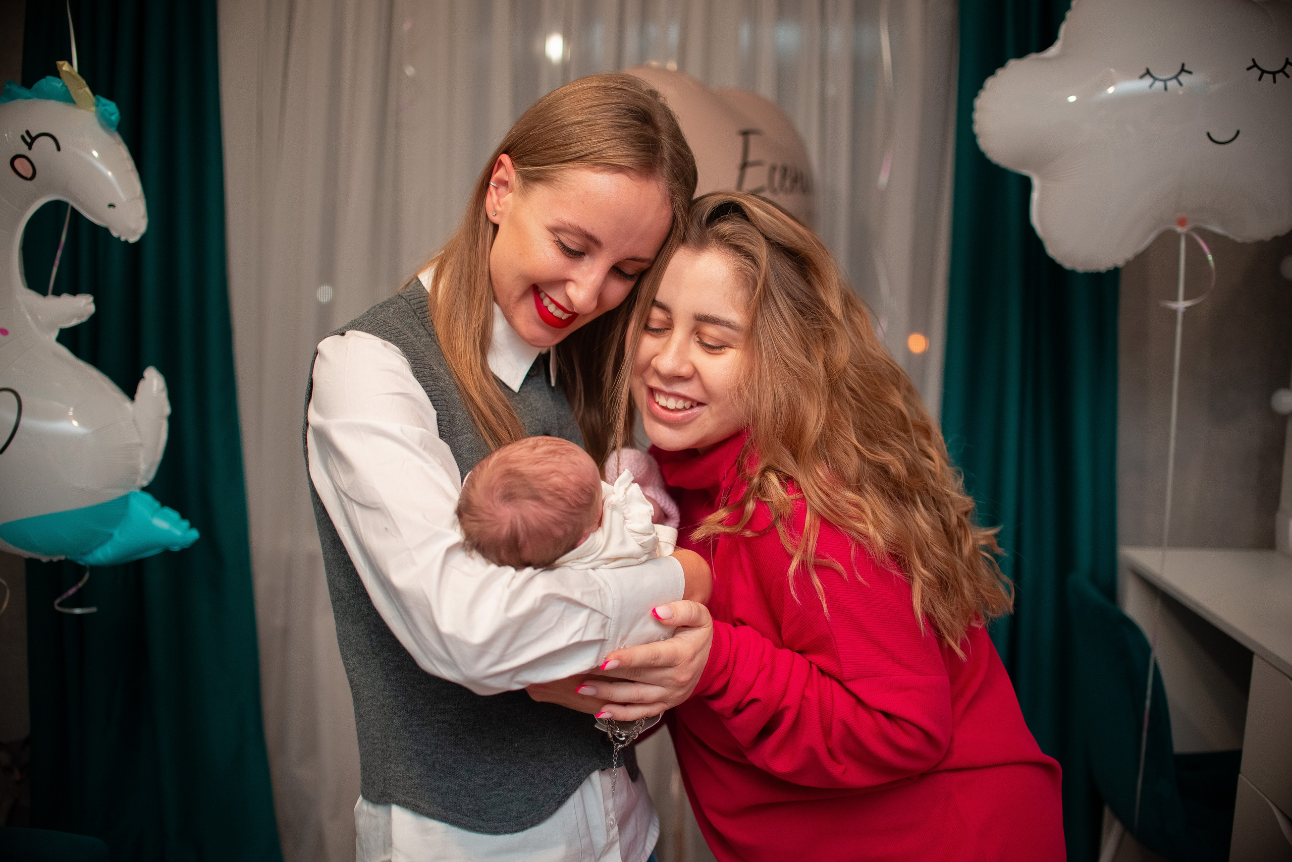 Выписка Есении 6РД. Семейный фотограф на выписку из роддома и крещение Минск Настя Гришук