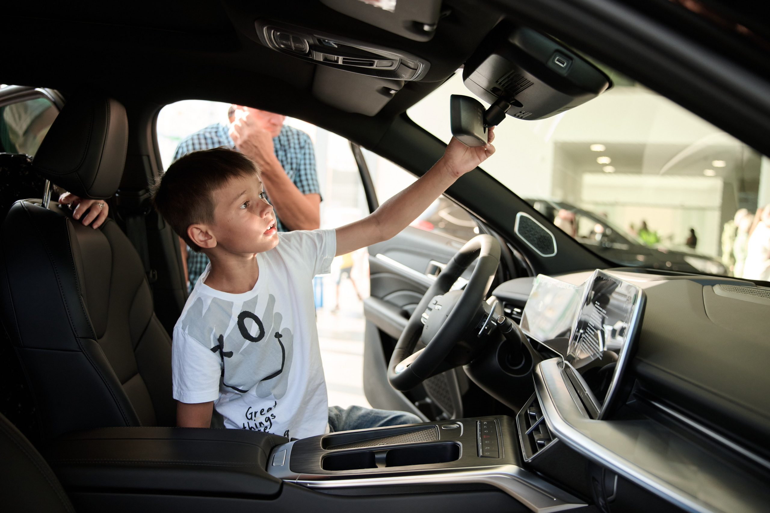 Презентация HAVAL. Фото, которые продают эмоции. Сергей Богомолов. Свадебный и семейный фотограф