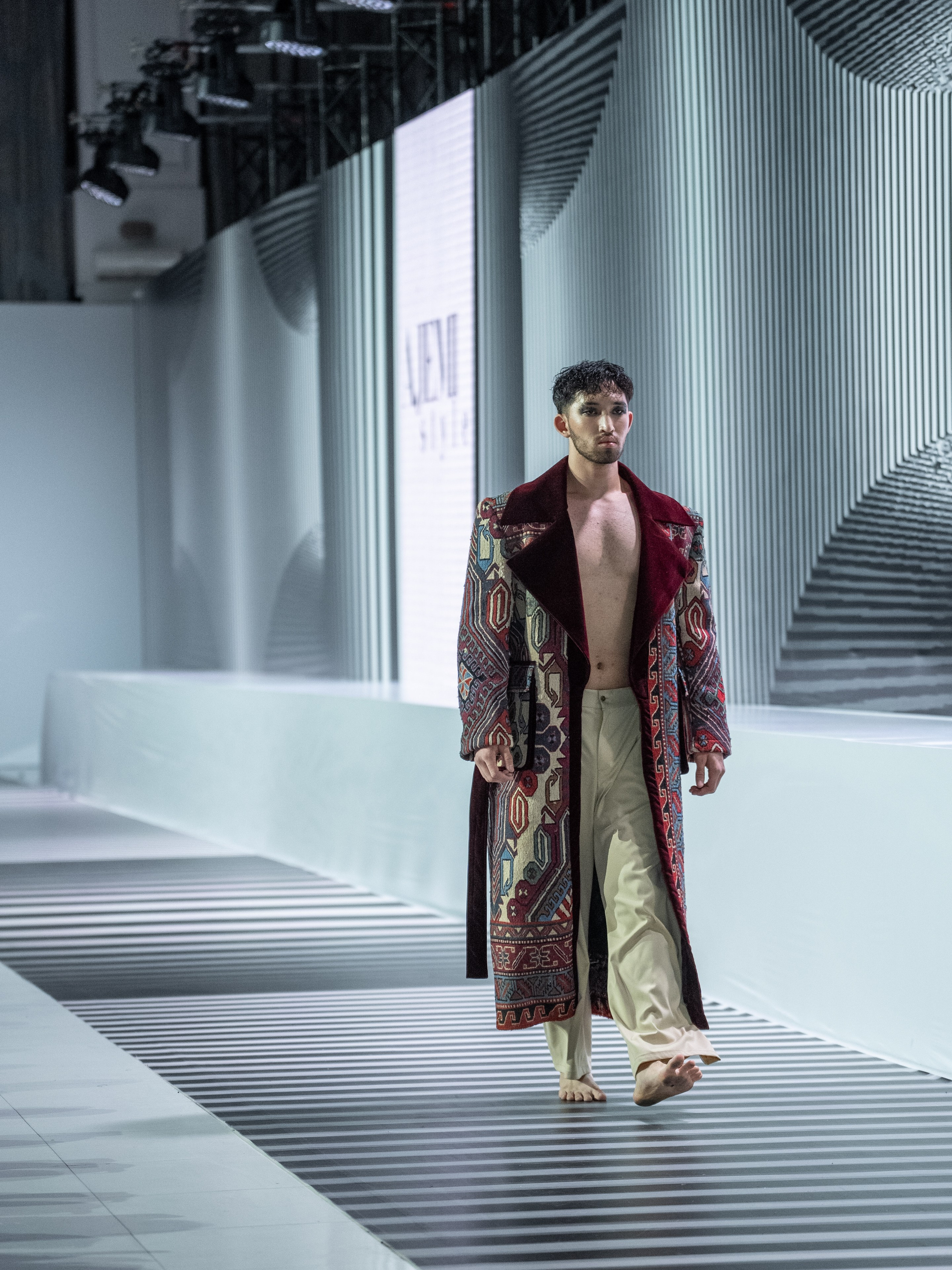 AJEMI STYLE. Сайт Алматинского НЮ АРТ, будуар и фэшн фотографа Дениса Карпенко