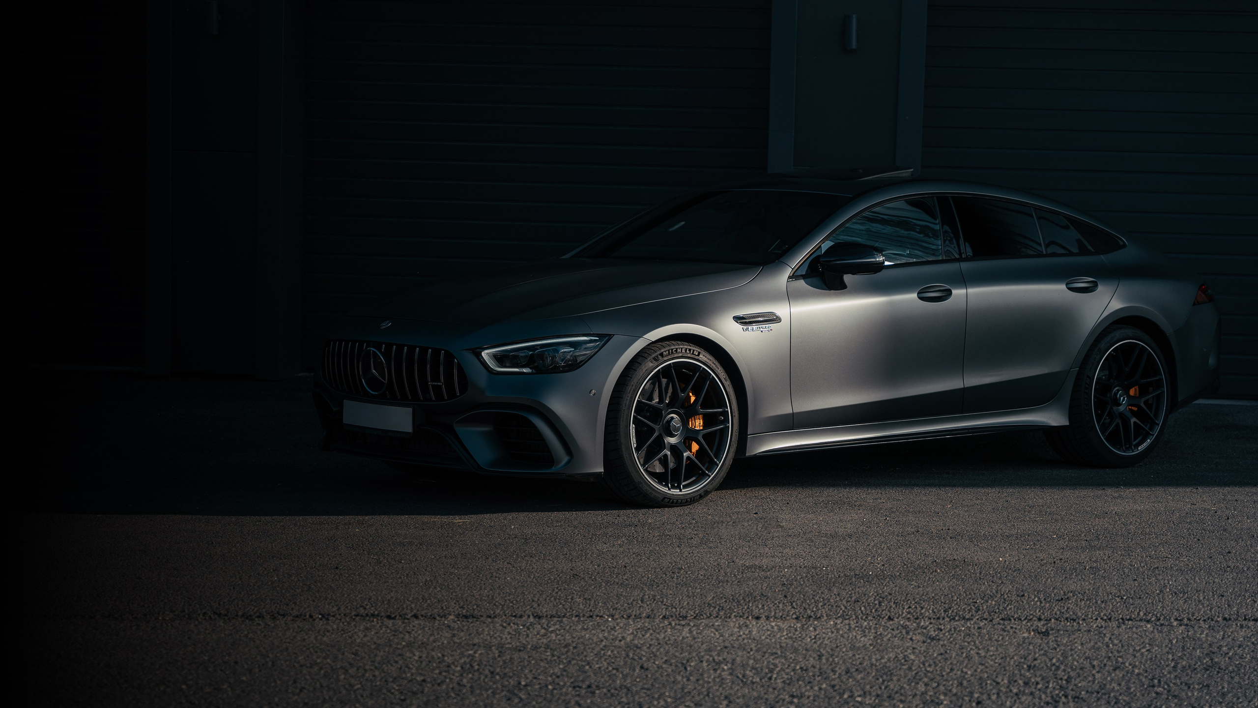 Professional photographer Cristina