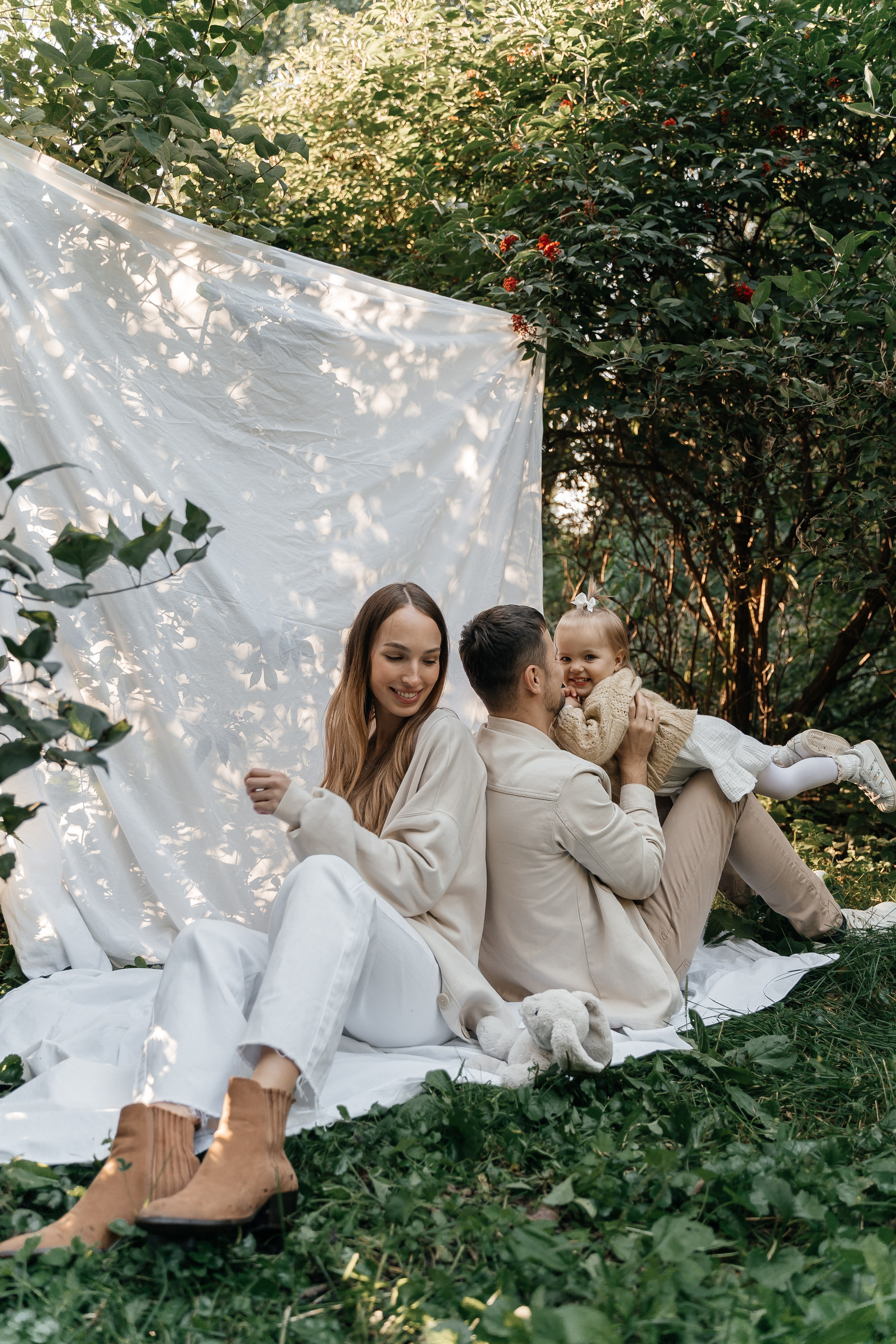 Лёша, Ксюша и Вика. Волик Мария