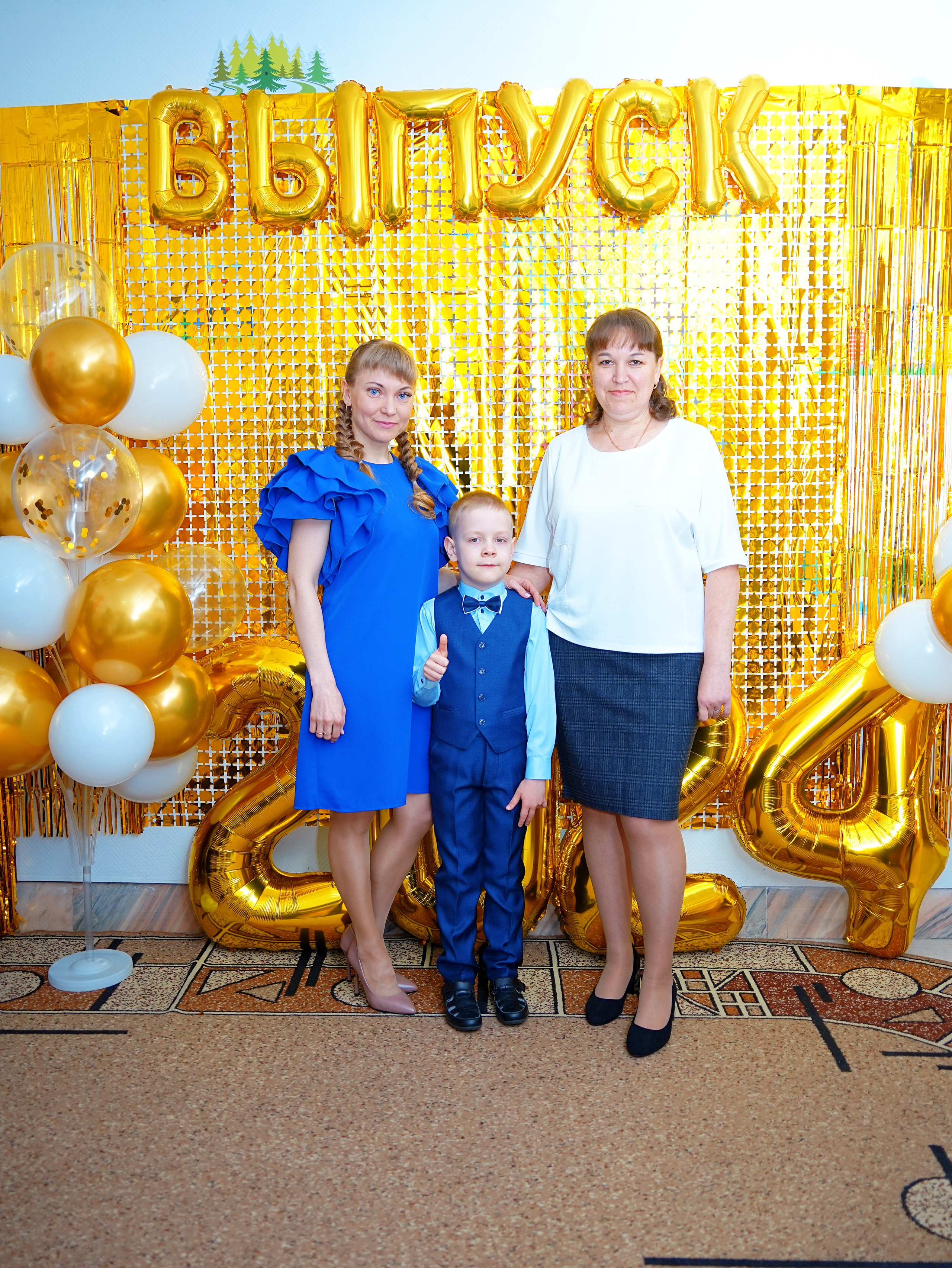 Фотосъемка видеосъёмка фотограф видеооператор новогодних утренников  в. Фотограф, видеооператор Нина Коршунова