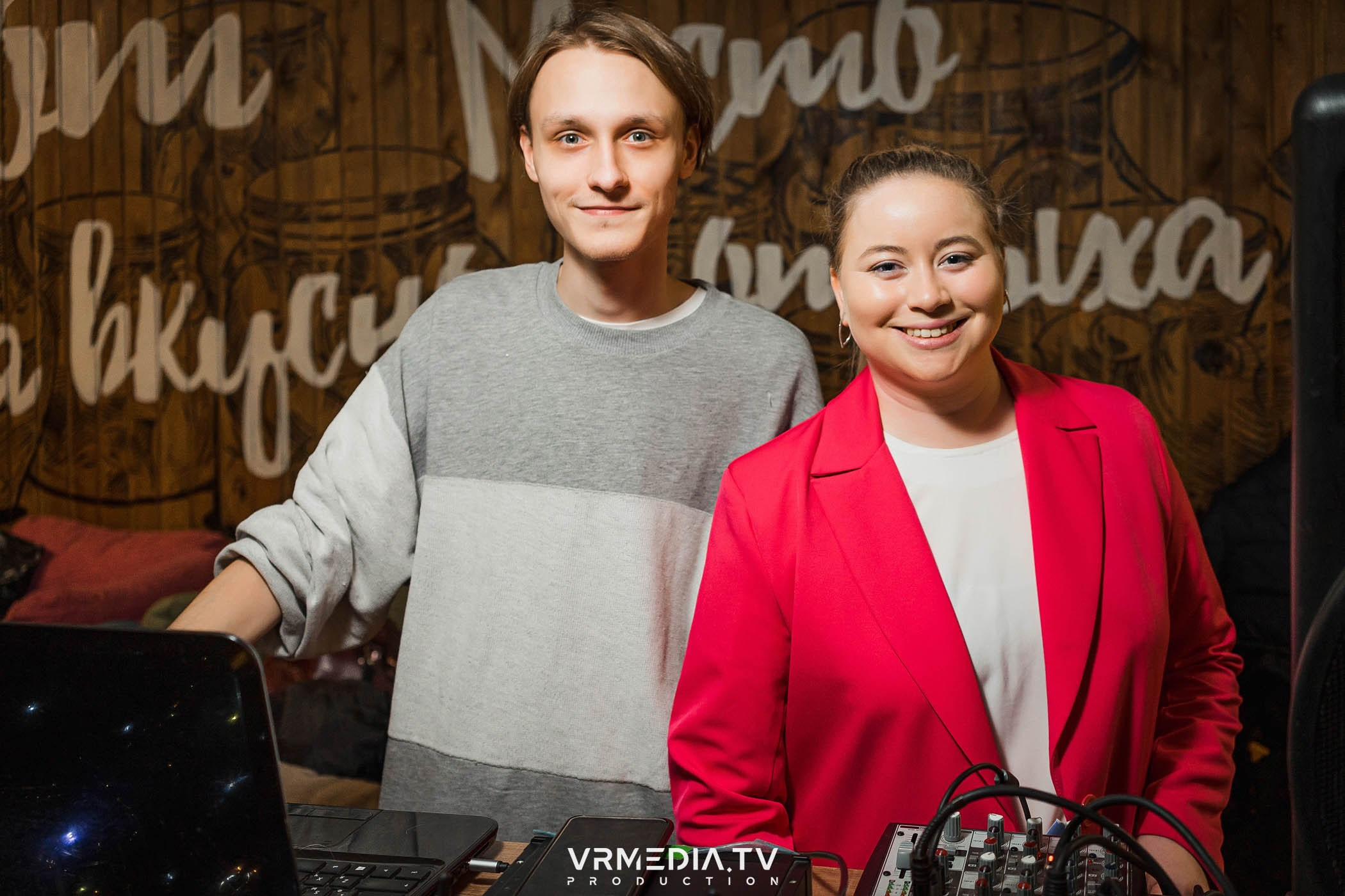 Новогодний вечер в кафе «кАмпот»