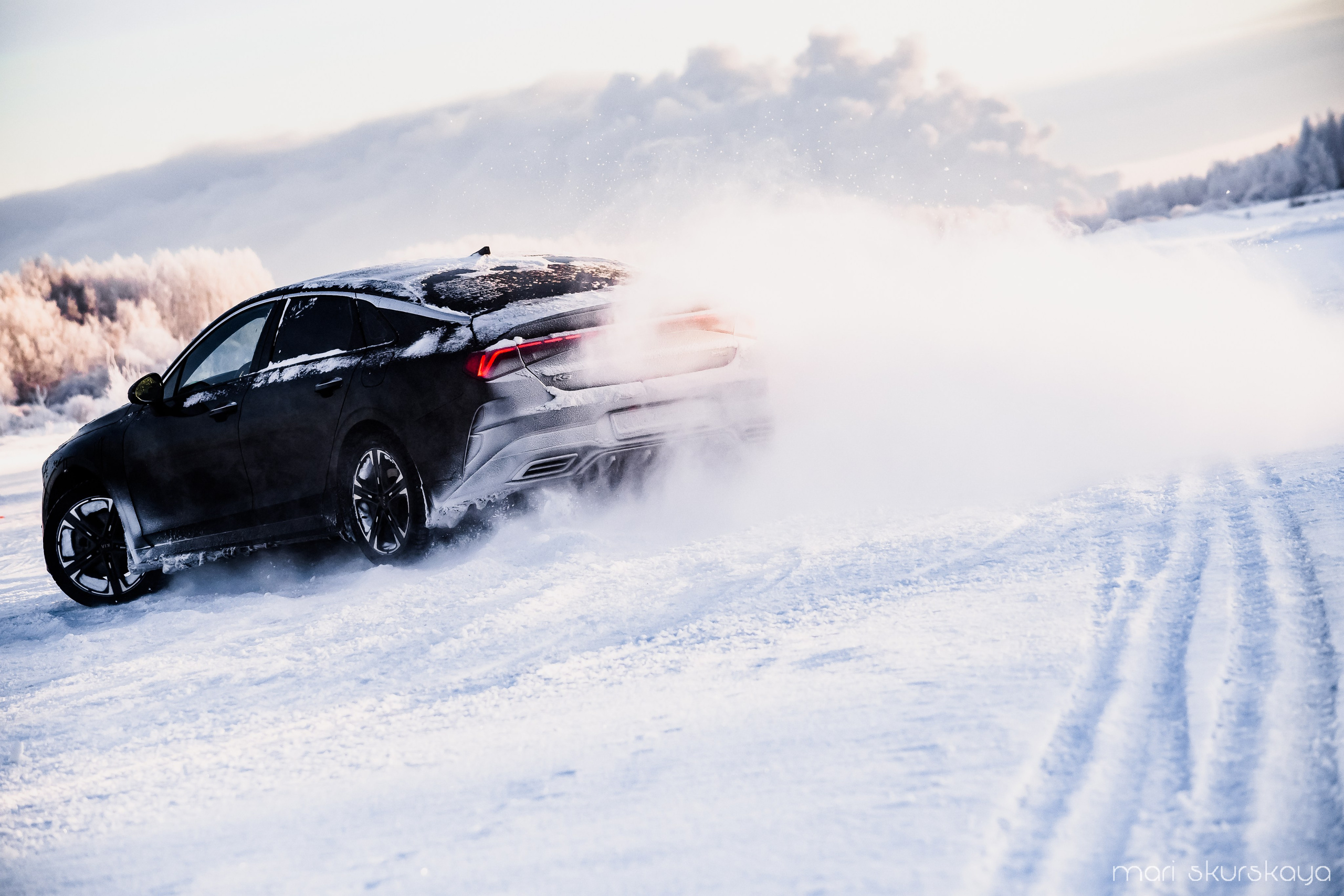 Контраварийная практика вождения автомобиля. Мотофотограф в Санкт-Петербурге Мария Скурская