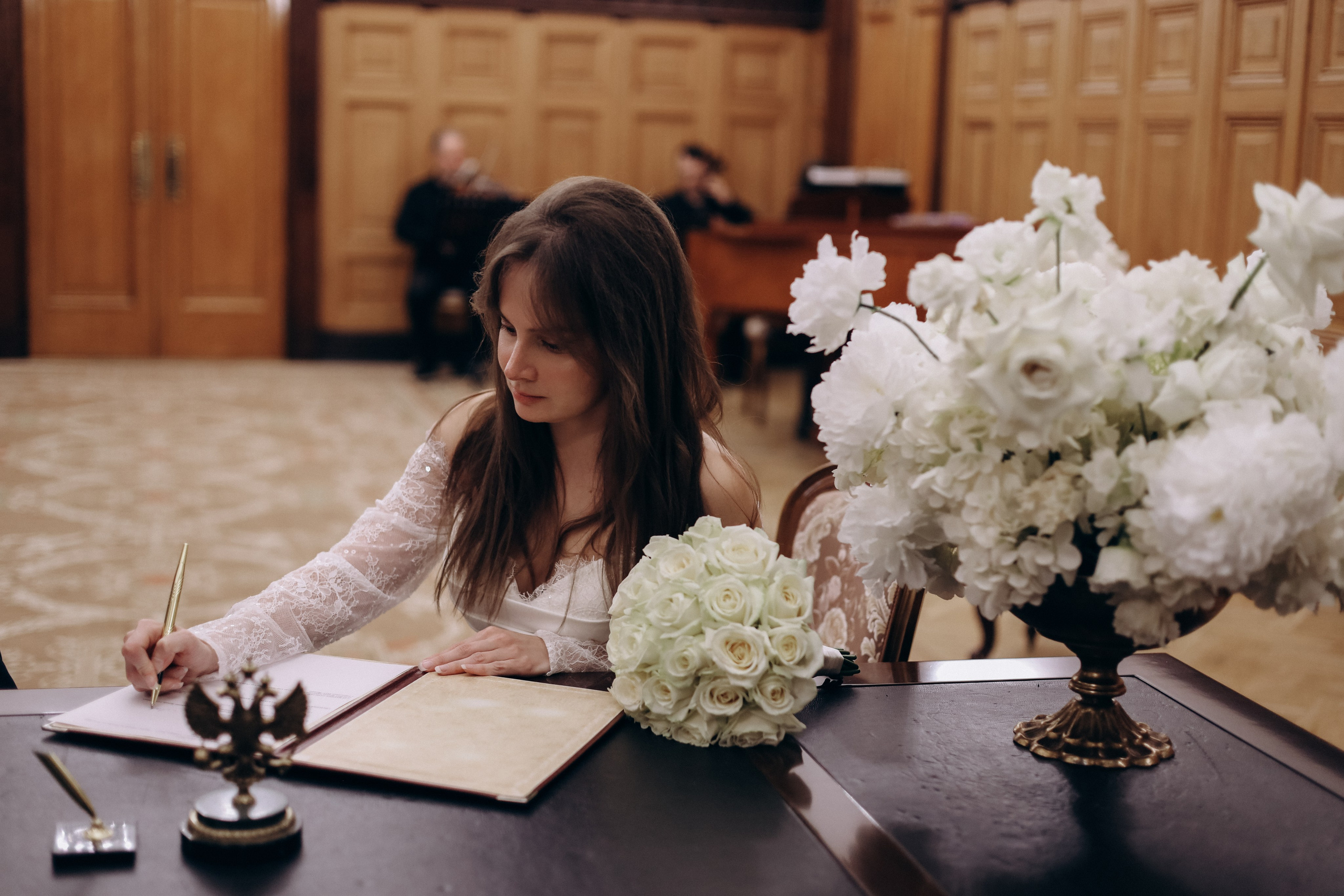 Ира и Денис. Амбассадори + Грибоедовский. Диана Чечель. Свадебный и семейный фотограф в Москве