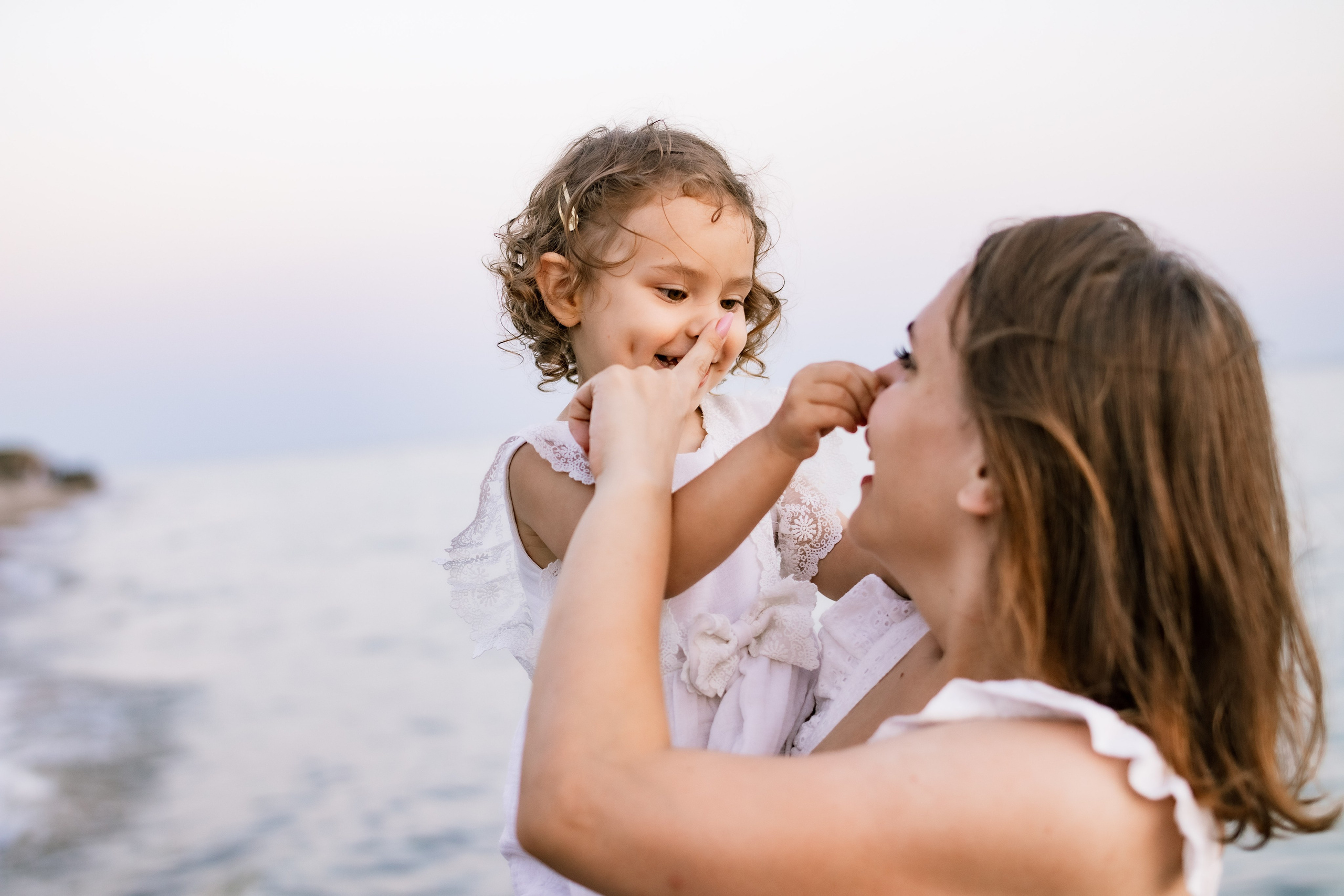 Даша и Анечка. Семейный фотограф в Абхазии Давиденко Инна