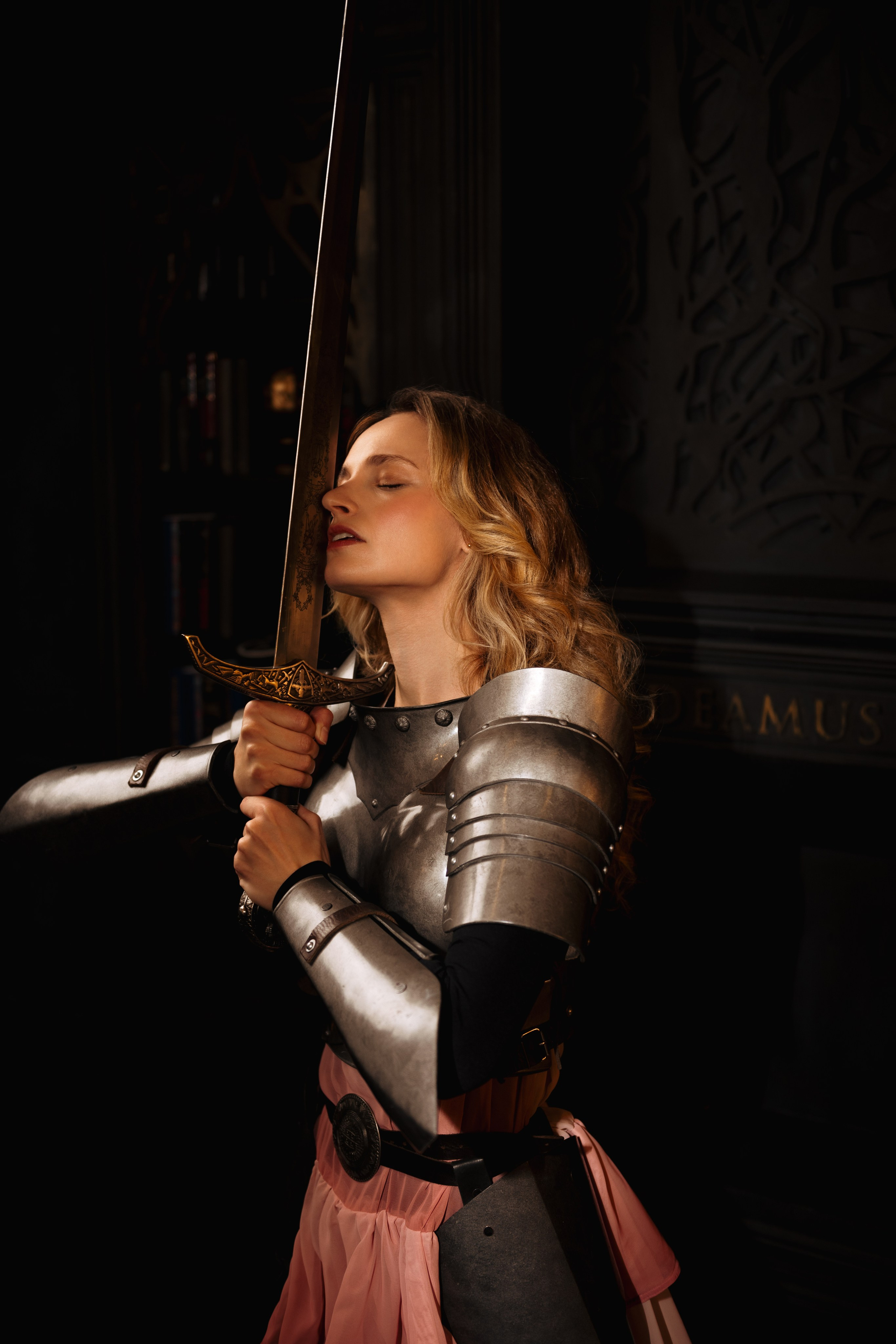 Арт-фотосессия в Москве под ключ. Портретный фотограф в Москве Артем Венглинский