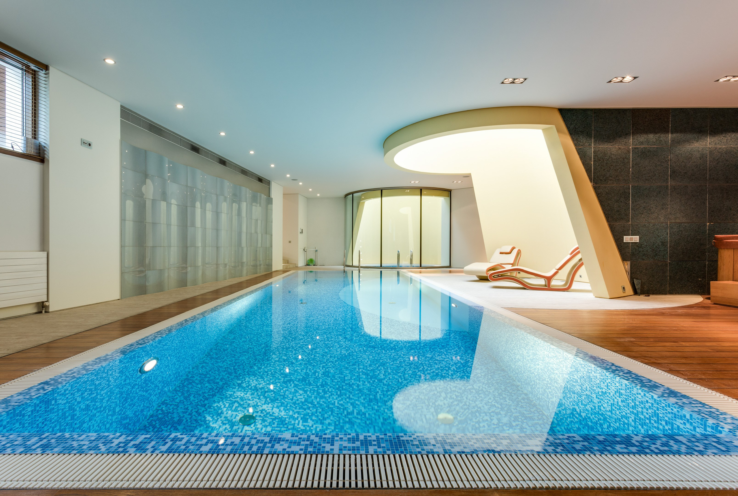Luxury private pool interior - photographer Andrey Dunin