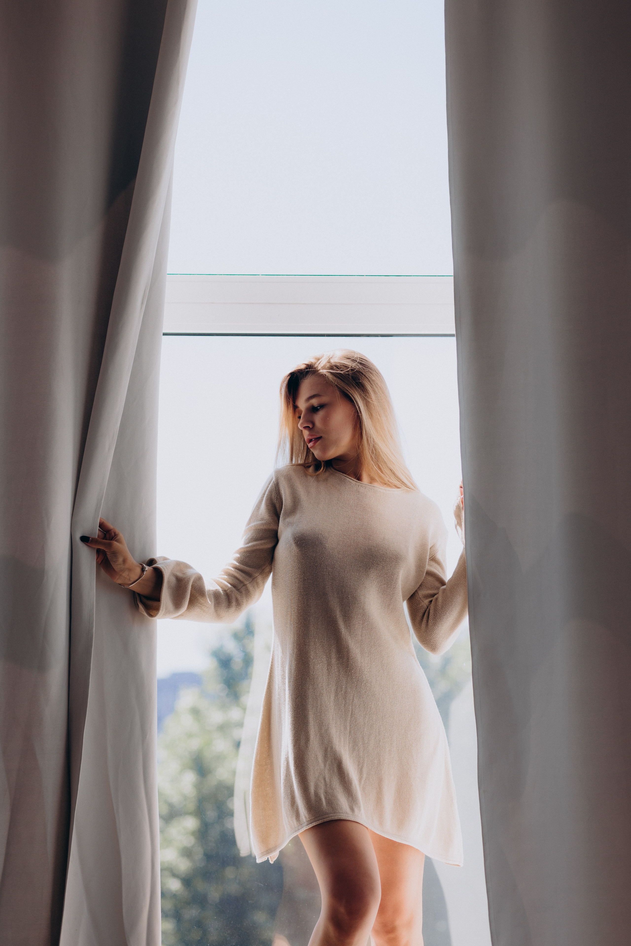 Фотосессия для контента салона красоты Бровико. Фотограф в Санкт-Петербурге Разиля Идиятуллина