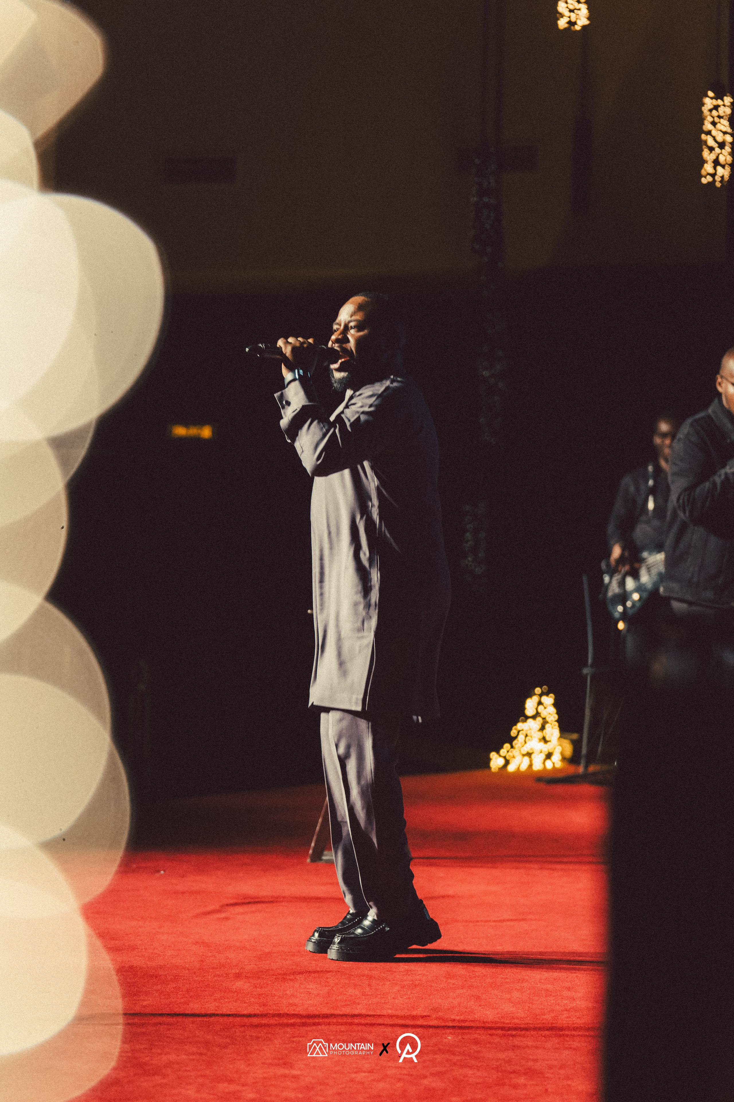 One Audience Gospel concert With Prospa Ochimana. Я занимаюсь событийной, свадебной, товарной, студийной… фотографией