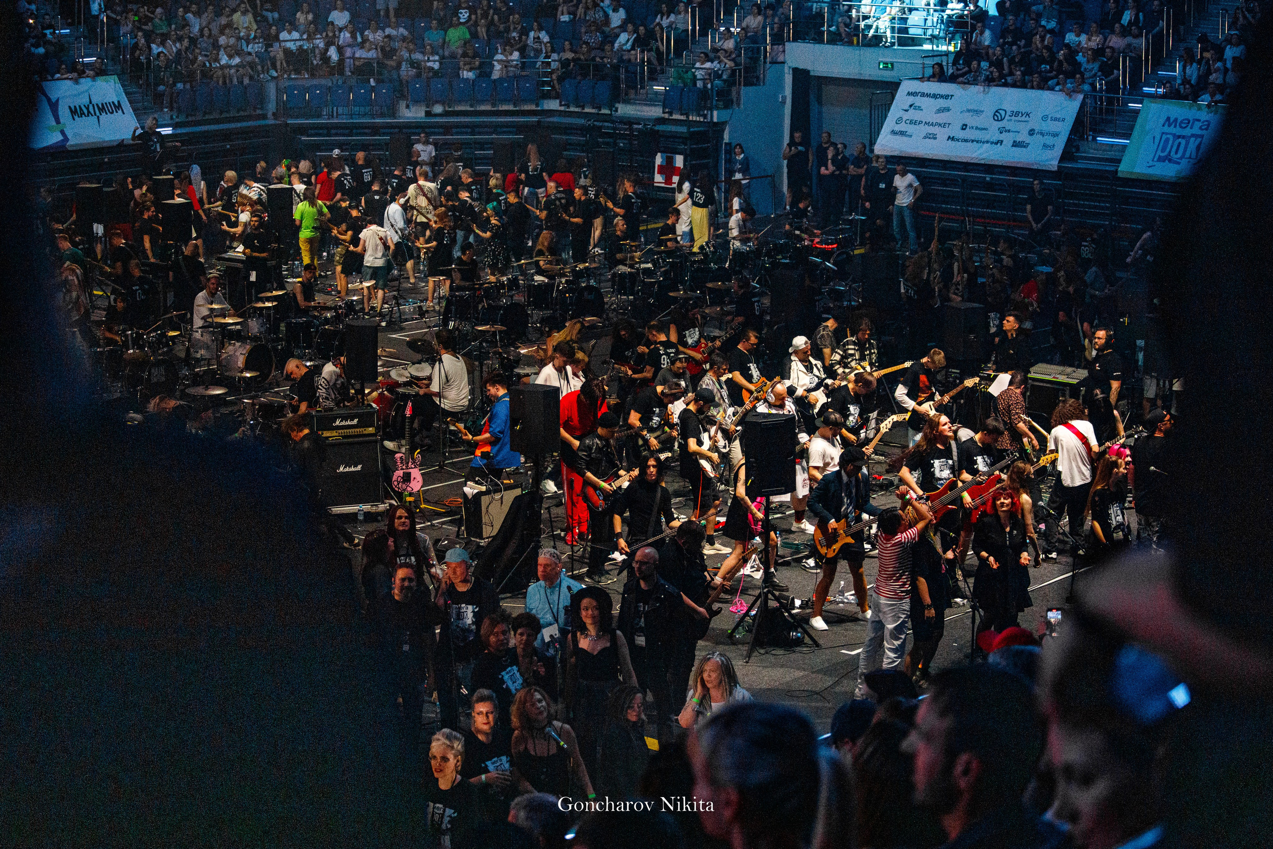 Концерт «МЕГАРОК». Спортивный фотограф — Никита