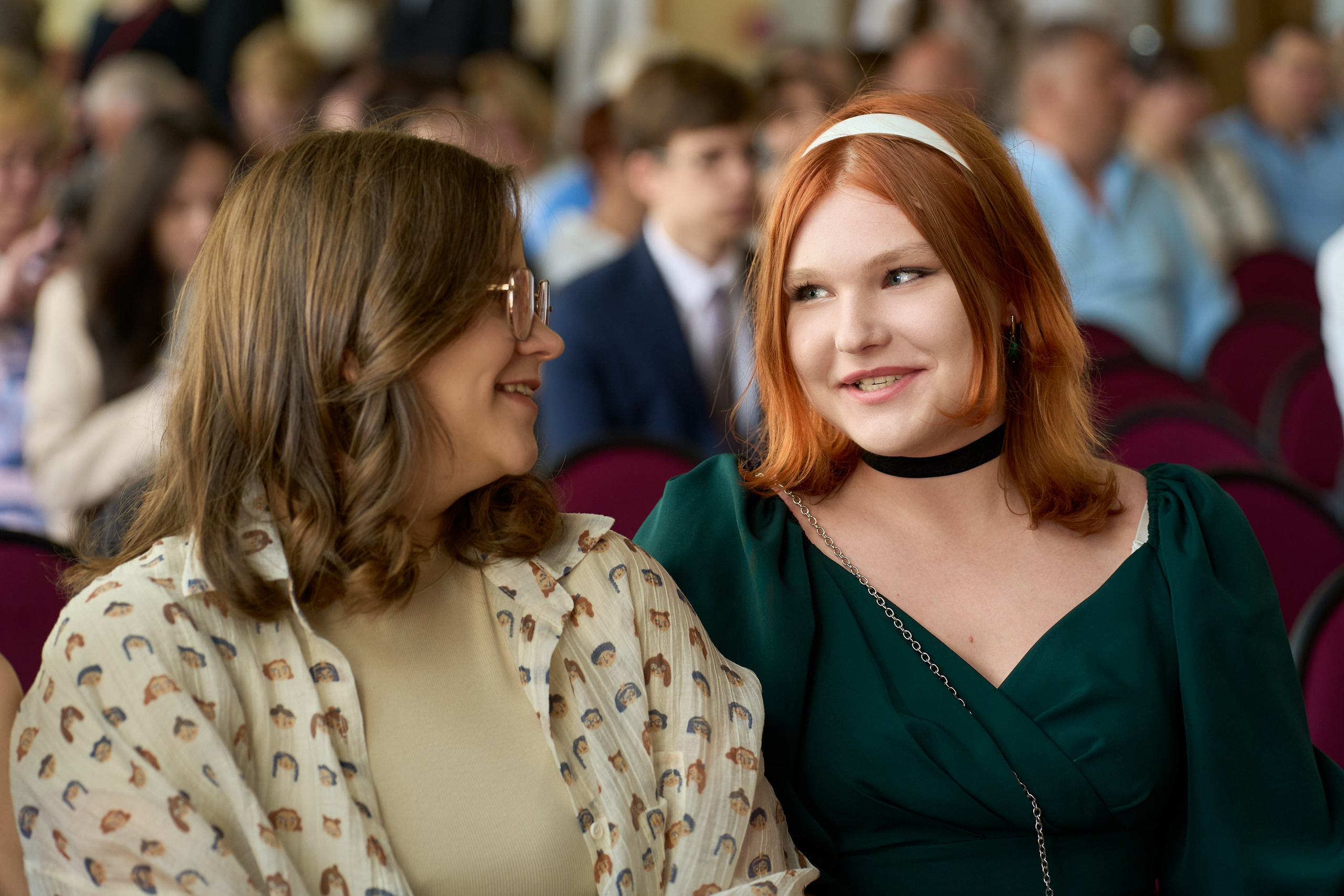 Вручение аттестатов 11 класс. Репортажный и портретный фотограф в Томске Ларионов Артём