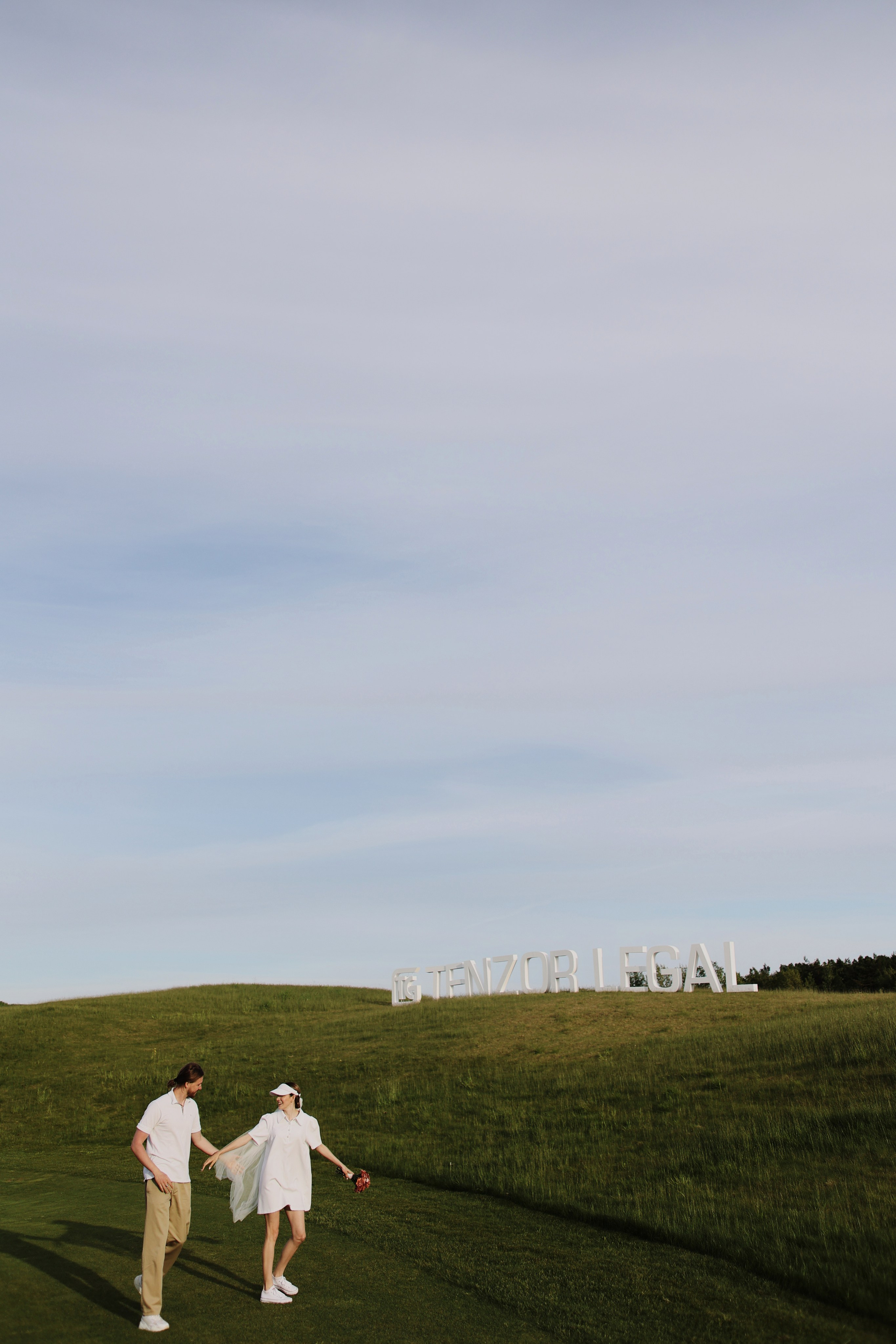 Свадебная фотосессия в гольф-клубе Петергофа. Свадебный и love story фотограф в Санкт-Петербурге (Спб) Natali Iva