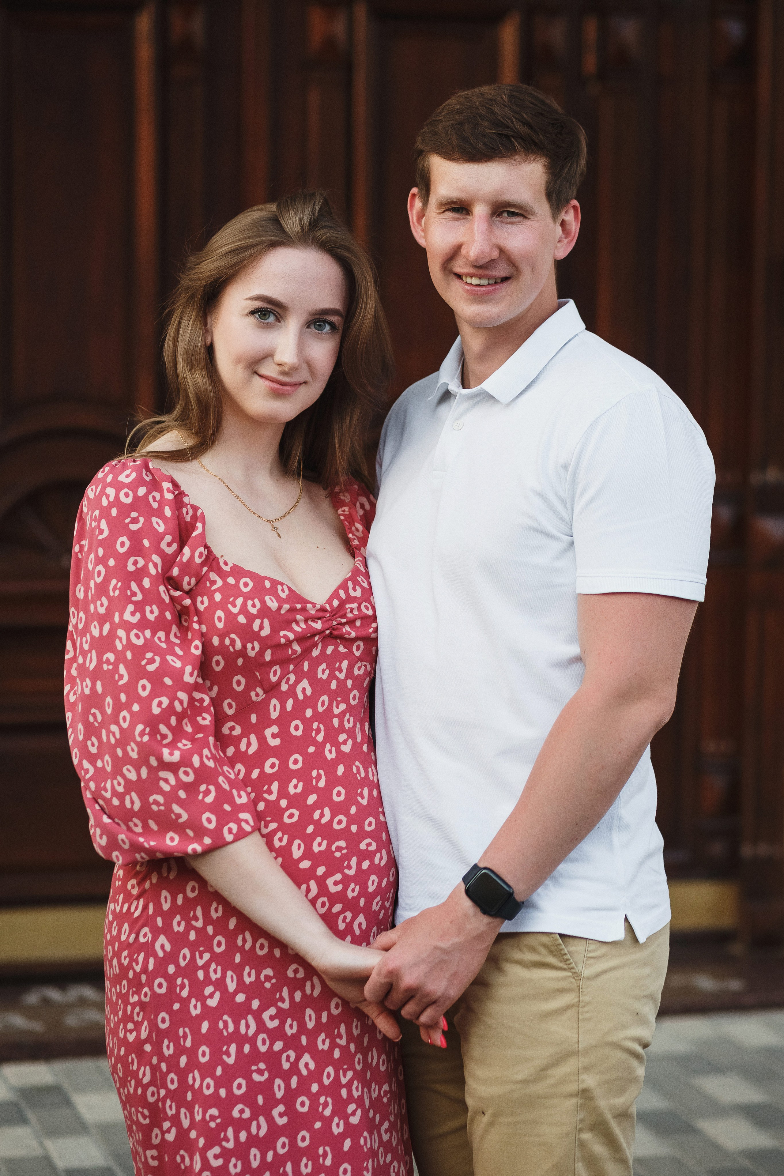 Романтика на улице Петровская в Таганроге: Денис и Аня. Свадебный и семейный фотограф в Таганроге Бакарюк Антон