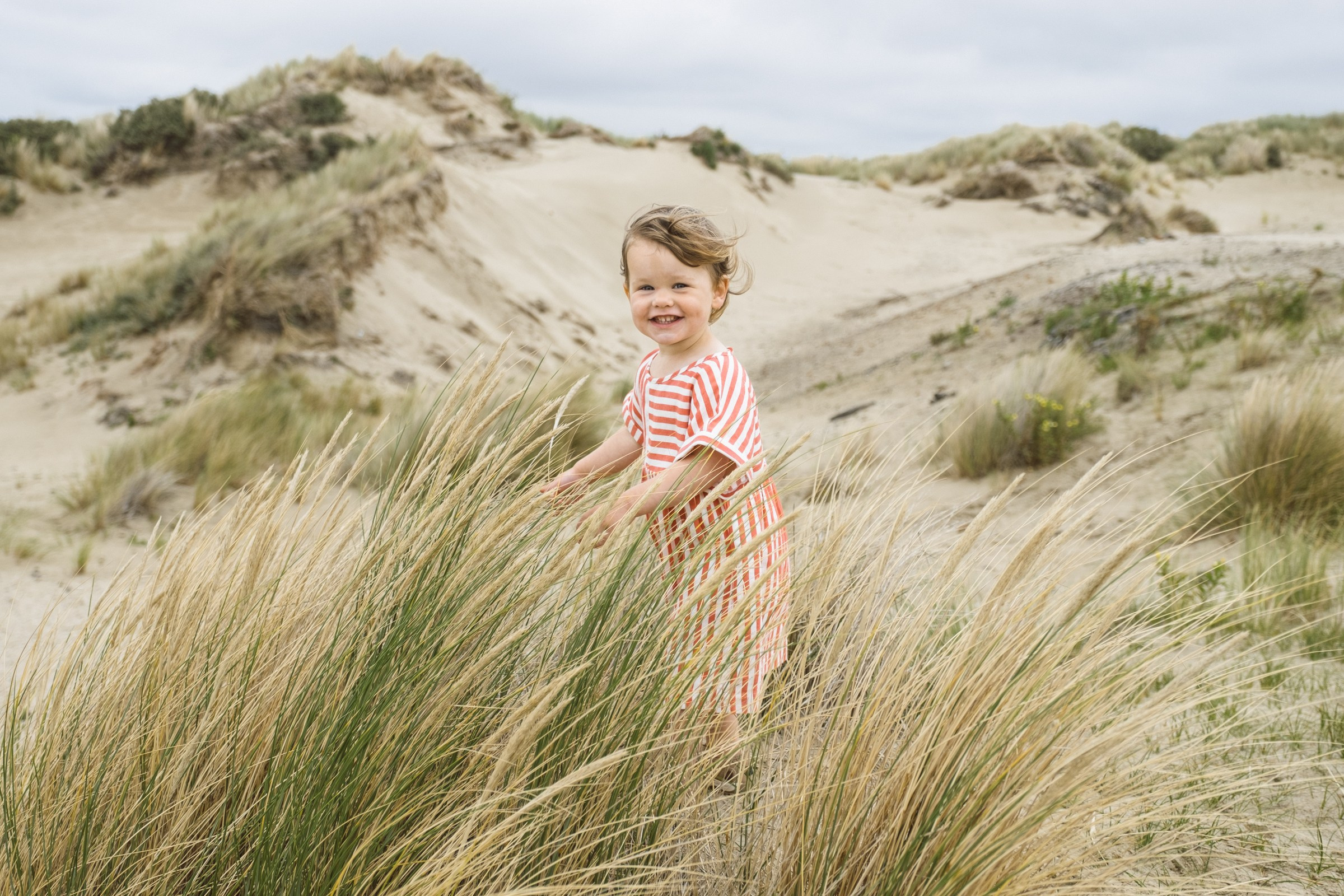 На берегу. Свадебные и семейные фотографы в Москве Максим и Оксана Первомай
