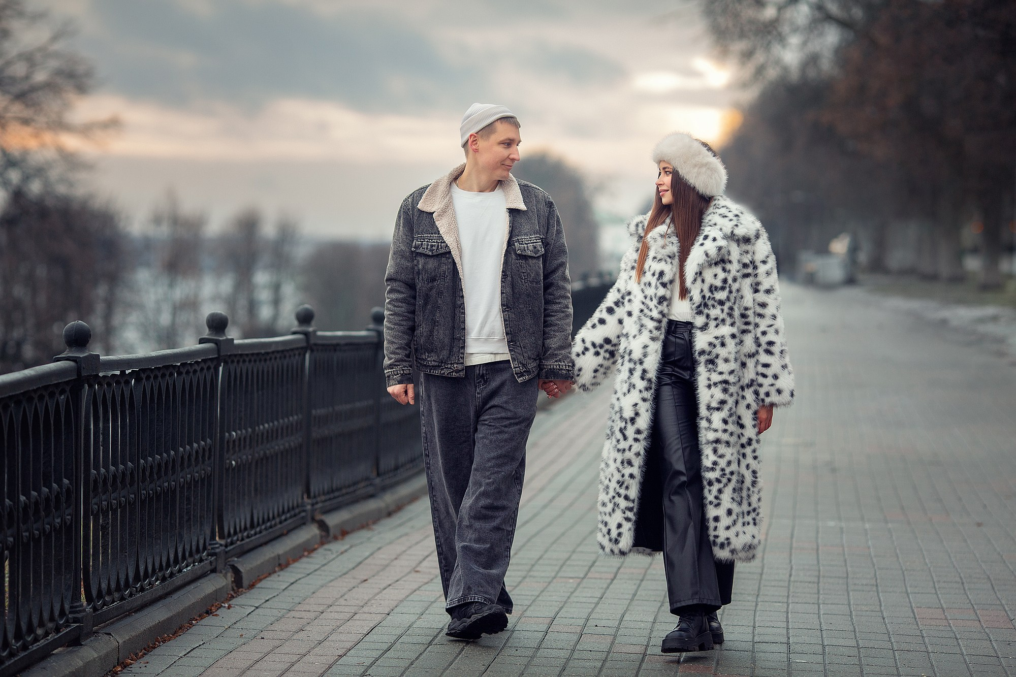 Красивая лав стори с четвероногим другом. Семейный фотограф Татьяна Надеждина | Москва, Московская область, Ярославль